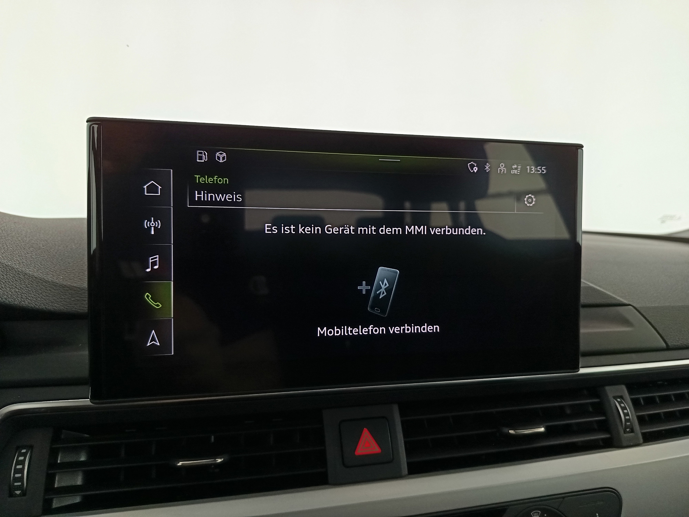 Audi A4 Avant 40 2.0 TDI quattro advanced | Bild 23 von 31