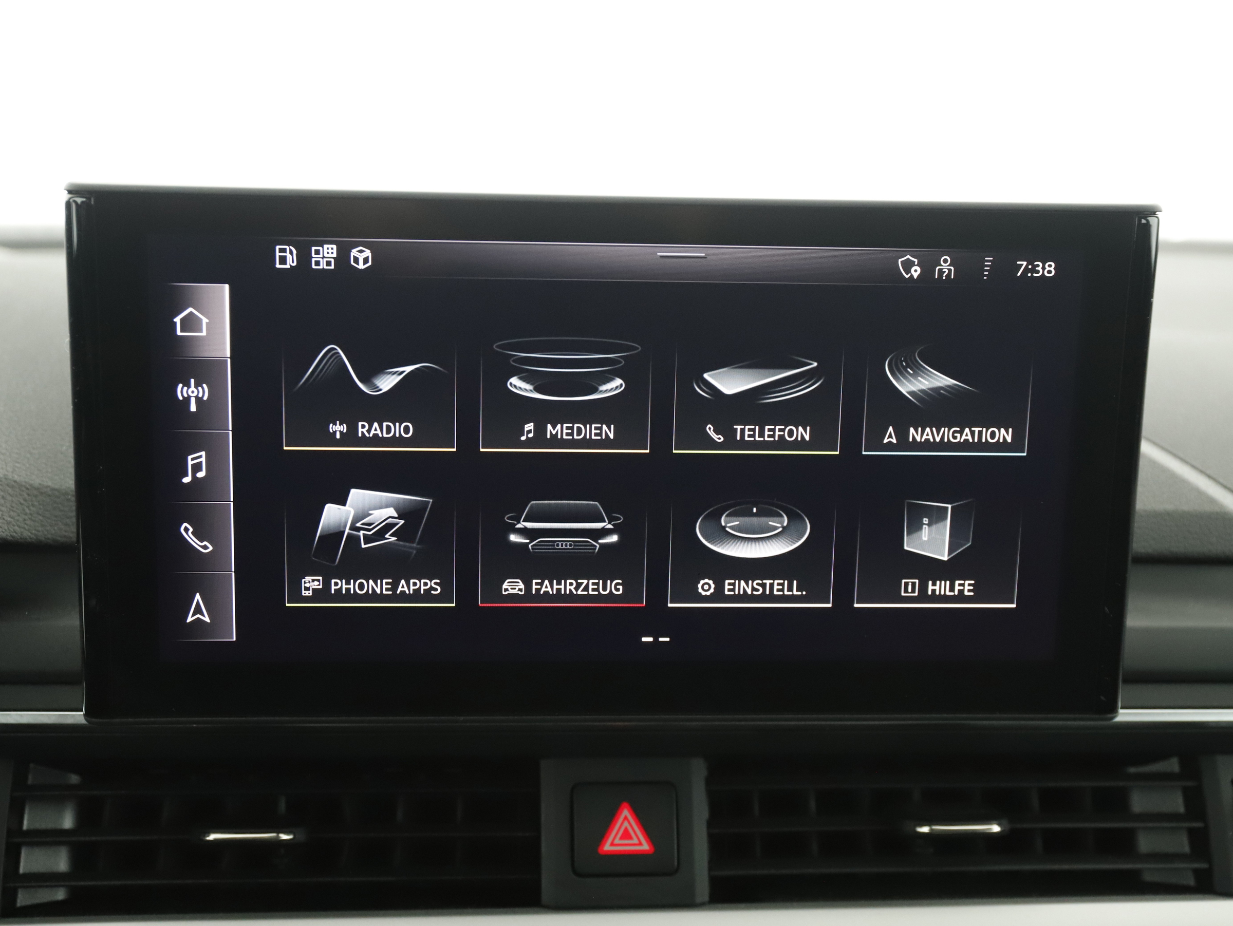 Audi A4 Avant 40 2.0 TFSI S-Line | Bild 14 von 31