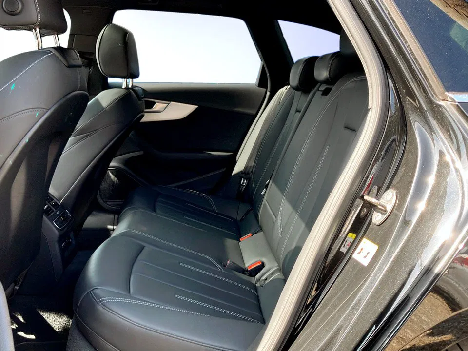 Audi A4 Avant 30 2.0 TDI advanced | Bild 13 von 27
