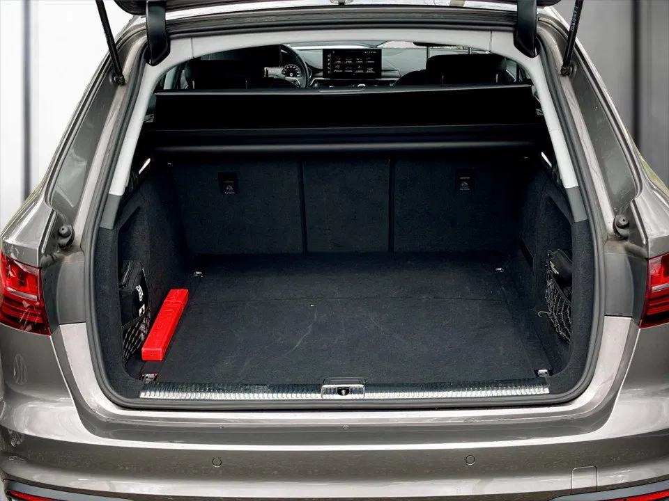 Audi A4 Avant 2.0 TDI quattro | Bild 26 von 27