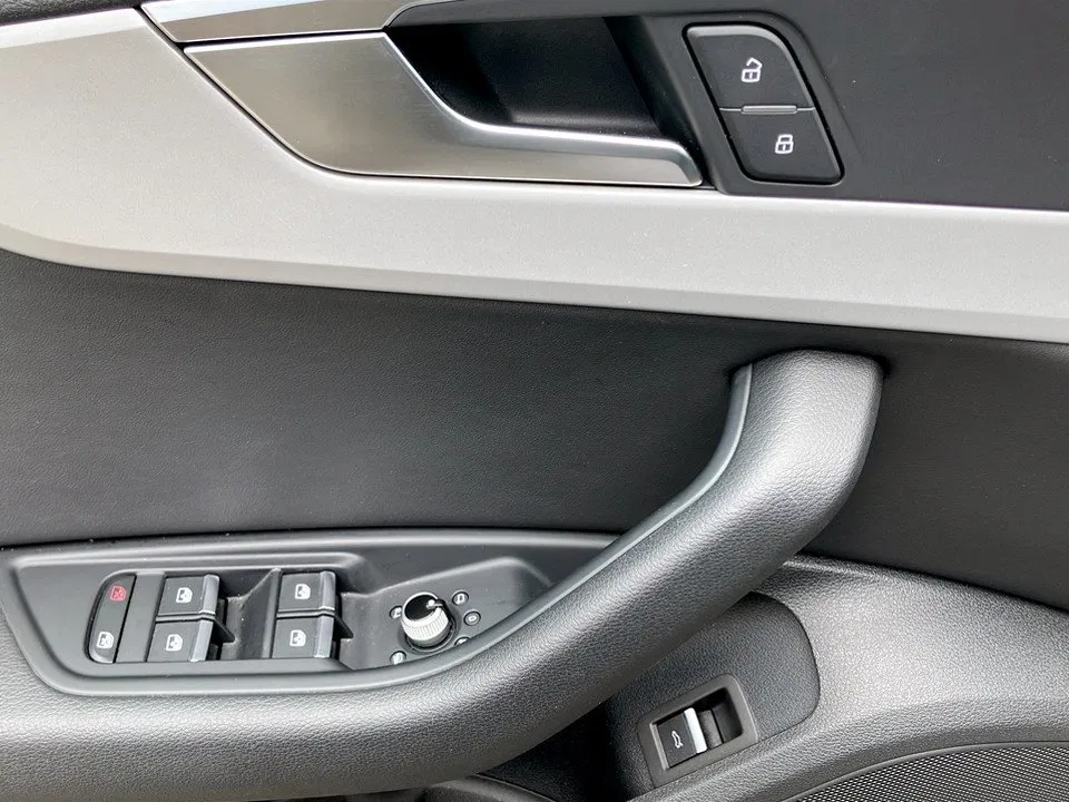 Audi A4 Avant 2.0 TDI quattro | Bild 9 von 27