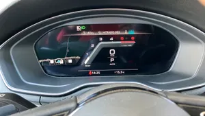 Audi A4 Avant 40 2.0 TDI S-Line | Thumbnail 15 von 24
