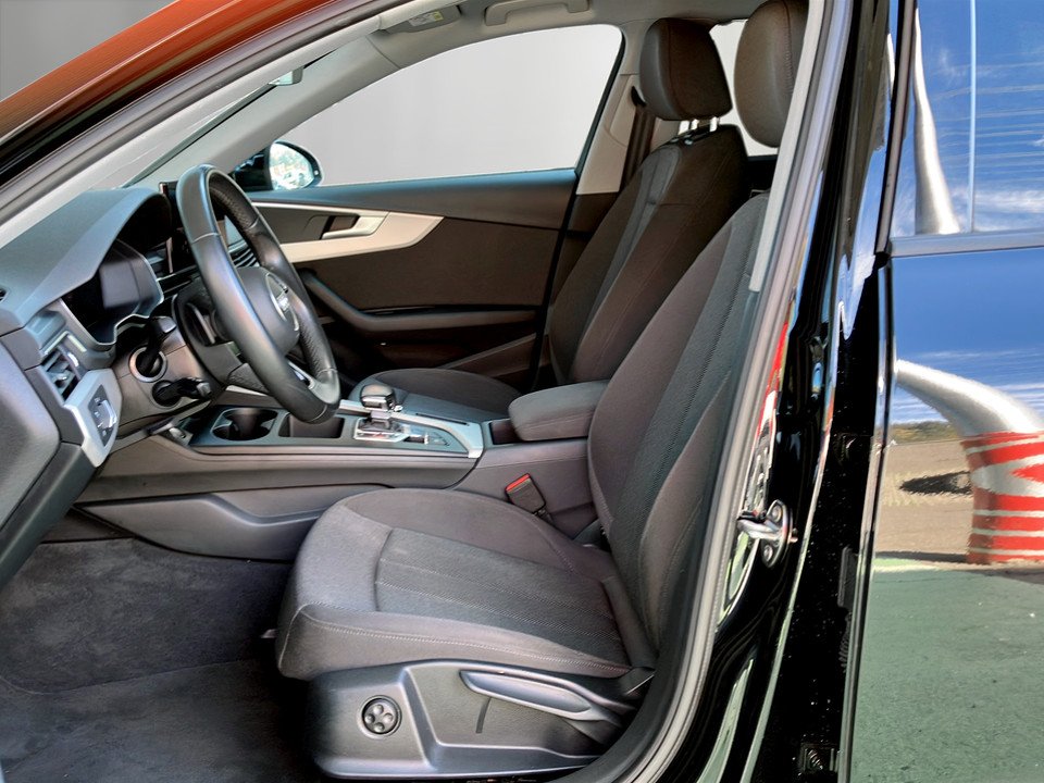 Audi A4 Avant 40 2.0 TDI S-Line | Bild 10 von 24