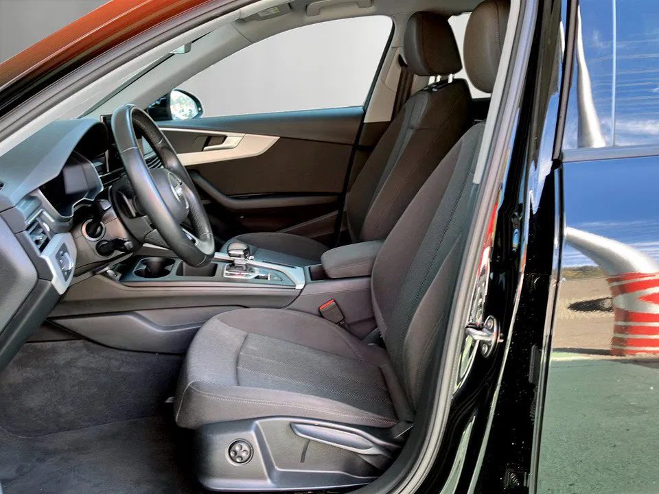 Audi A4 Avant 40 2.0 TDI S-Line | Bild 10 von 24