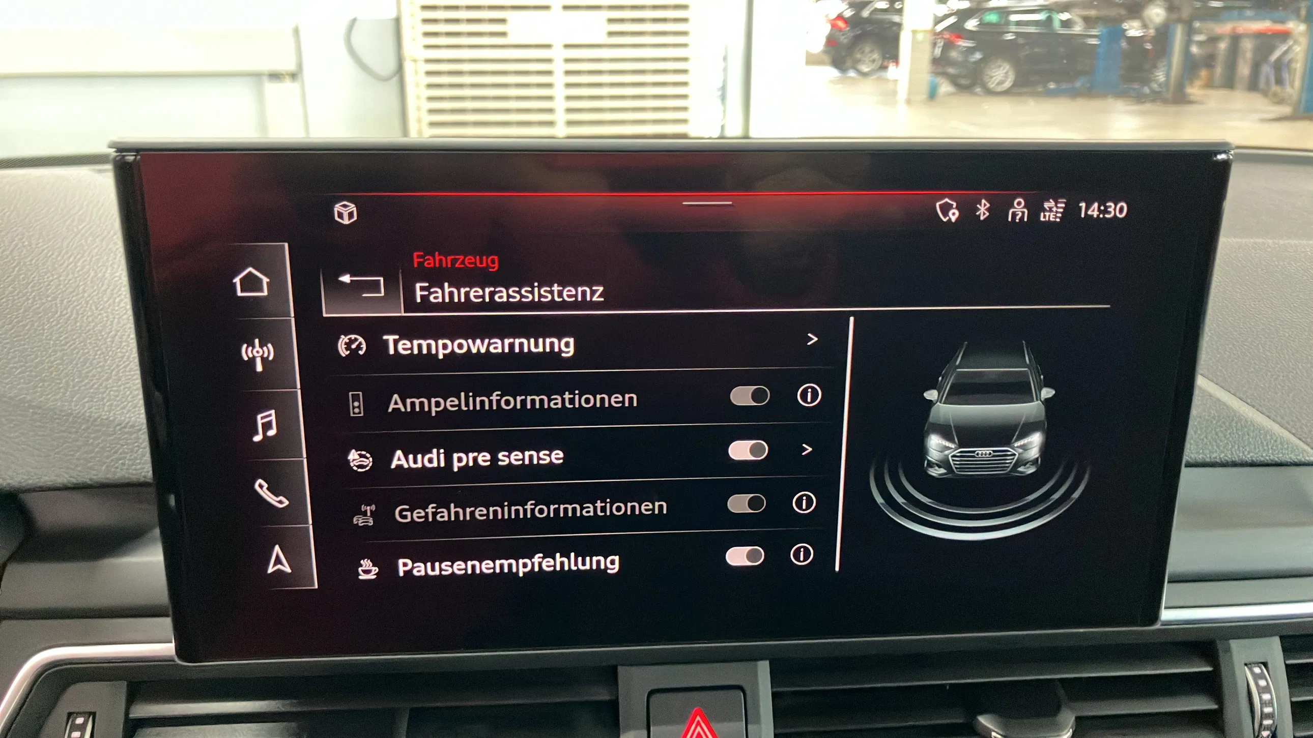 Audi A4 Avant 40 2.0 TDI S-Line | Bild 19 von 24