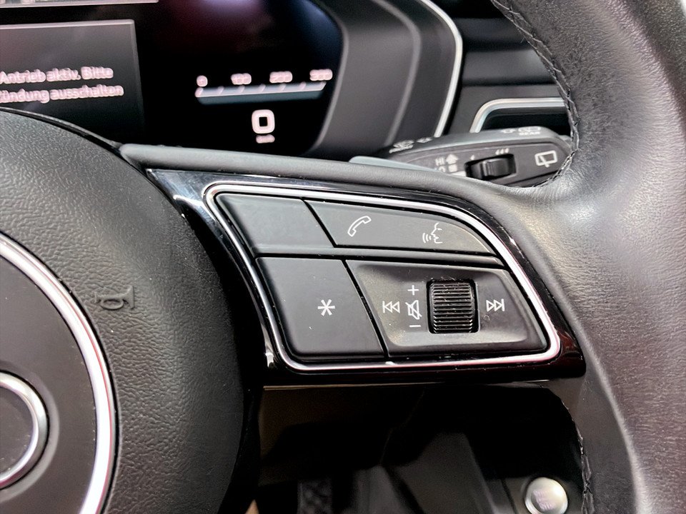 Audi A4 Avant 40 2.0 TDI S-Line | Bild 14 von 24