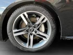 Audi A4 Avant 40 2.0 TDI S-Line | Thumbnail 6 von 24