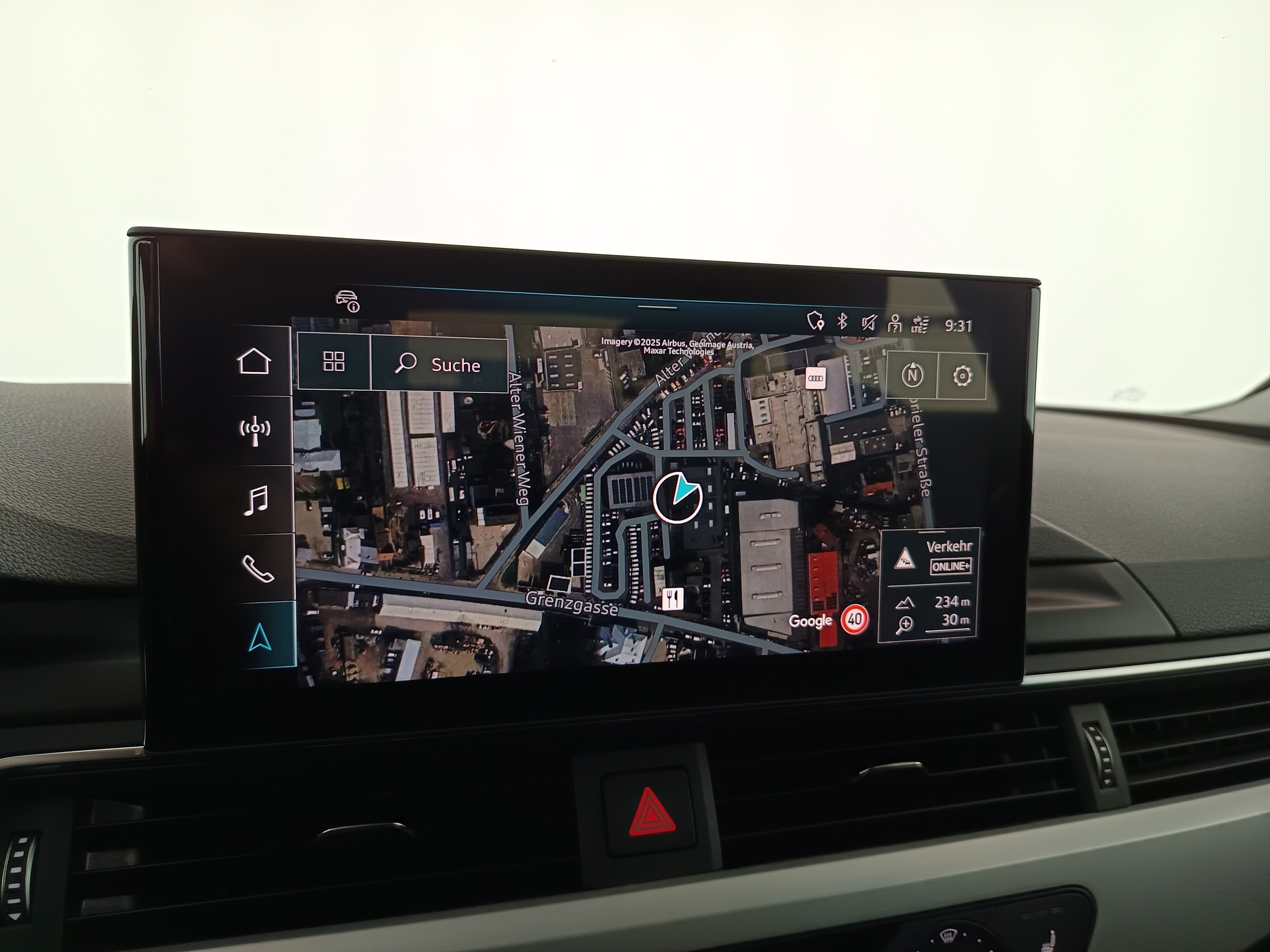 Audi A4 Avant 30 2.0 TDI | Bild 26 von 31