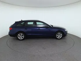 Audi A4 Avant 30 2.0 TDI | Thumbnail 5 von 31