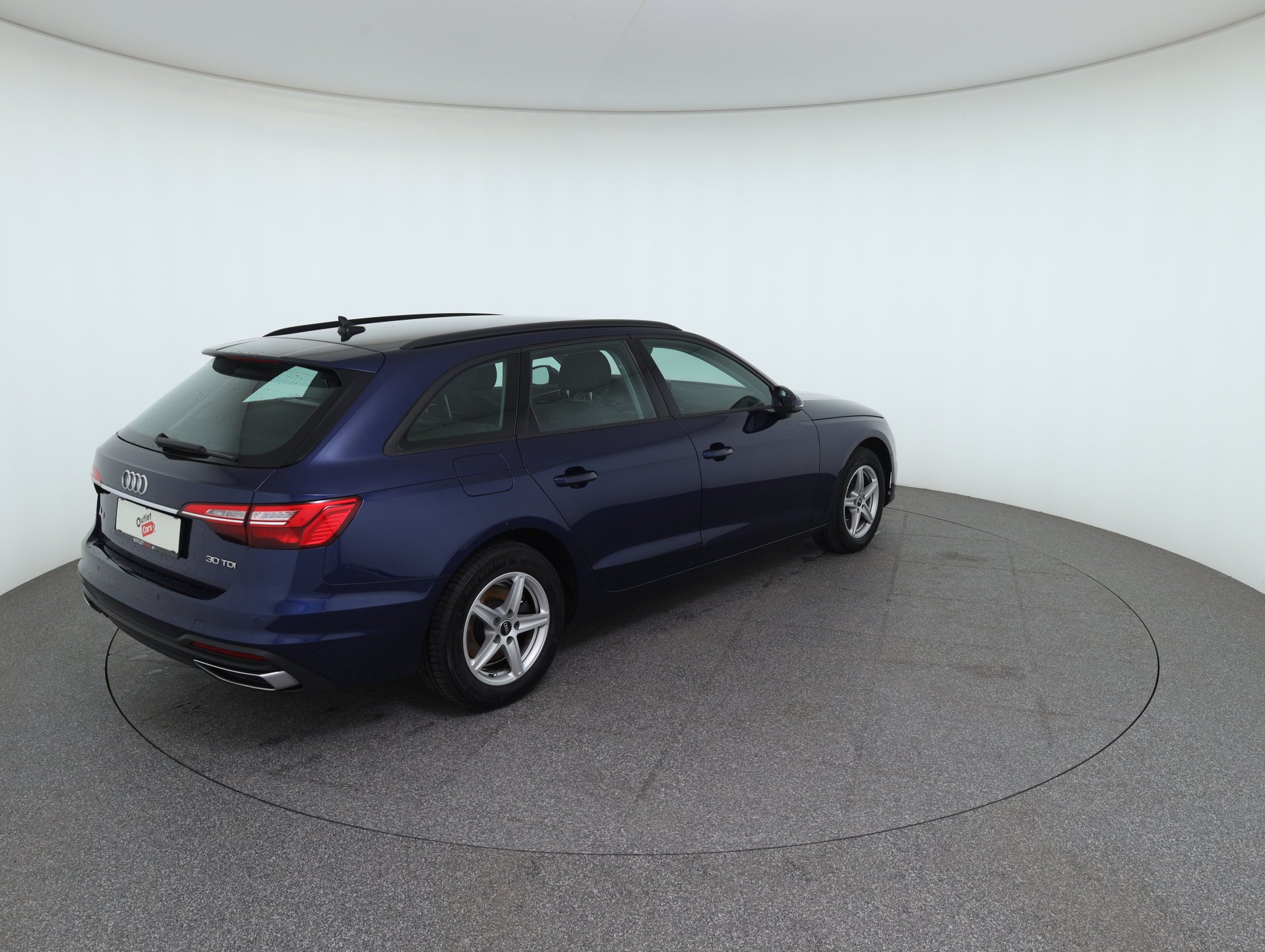 Audi A4 Avant 30 2.0 TDI | Bild 6 von 31