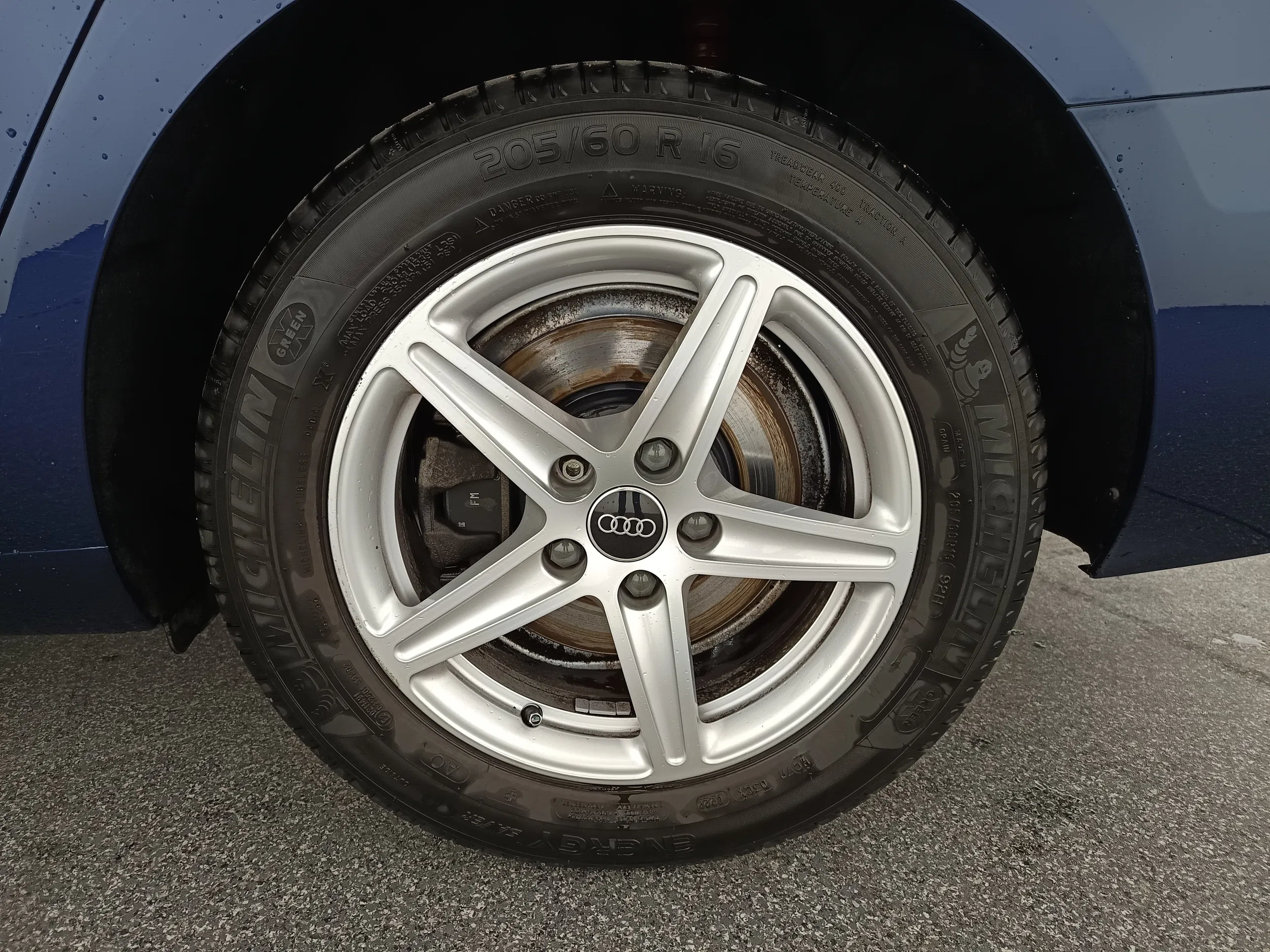 Audi A4 Avant 30 2.0 TDI | Bild 10 von 31