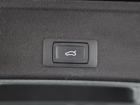 Audi A4 Avant 40 2.0 TDI quattro S-Line | Thumbnail 18 von 22