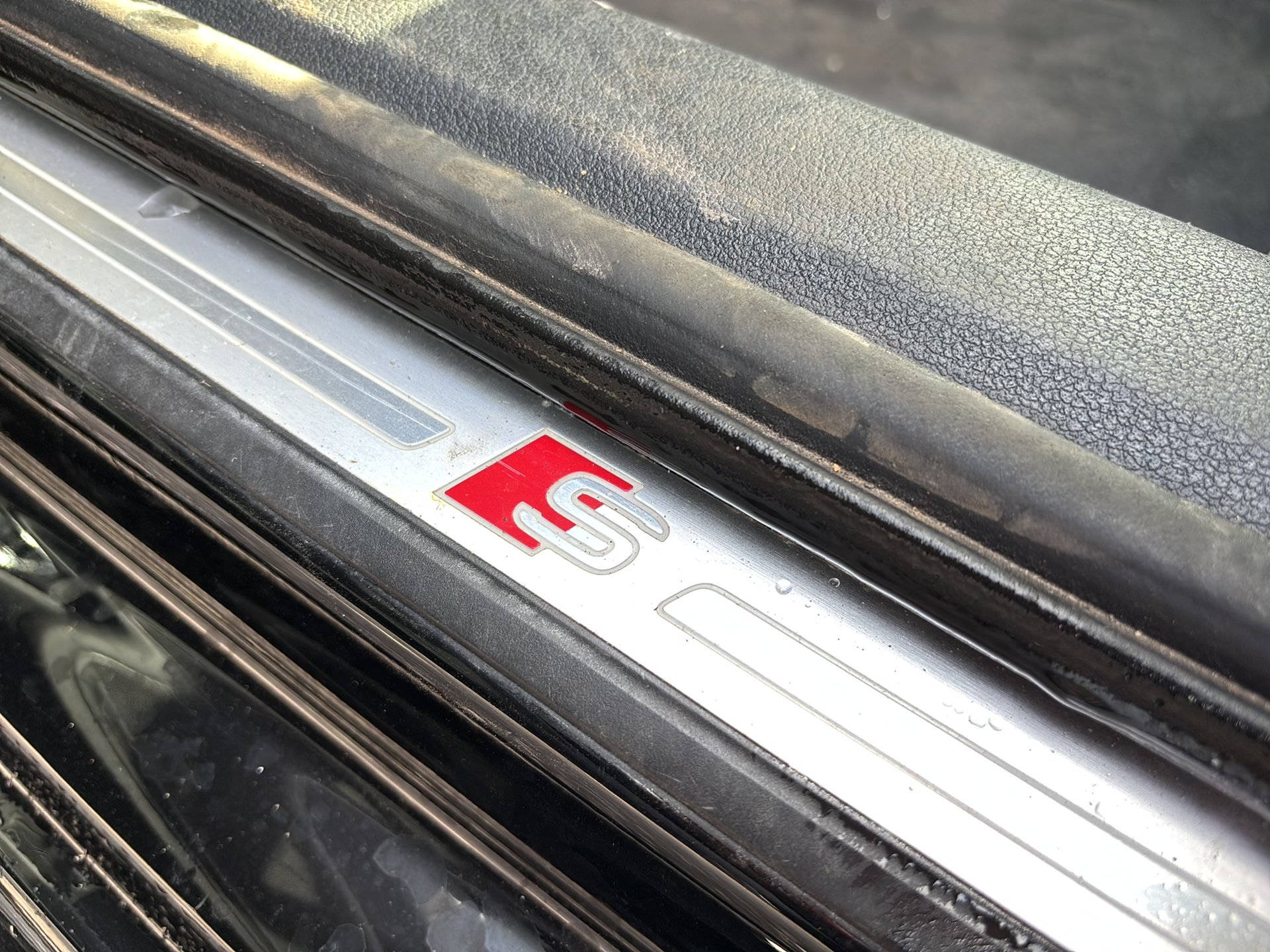 Audi A4 2.0 TDI Avant quattro sport ultra | Bild 13 von 30