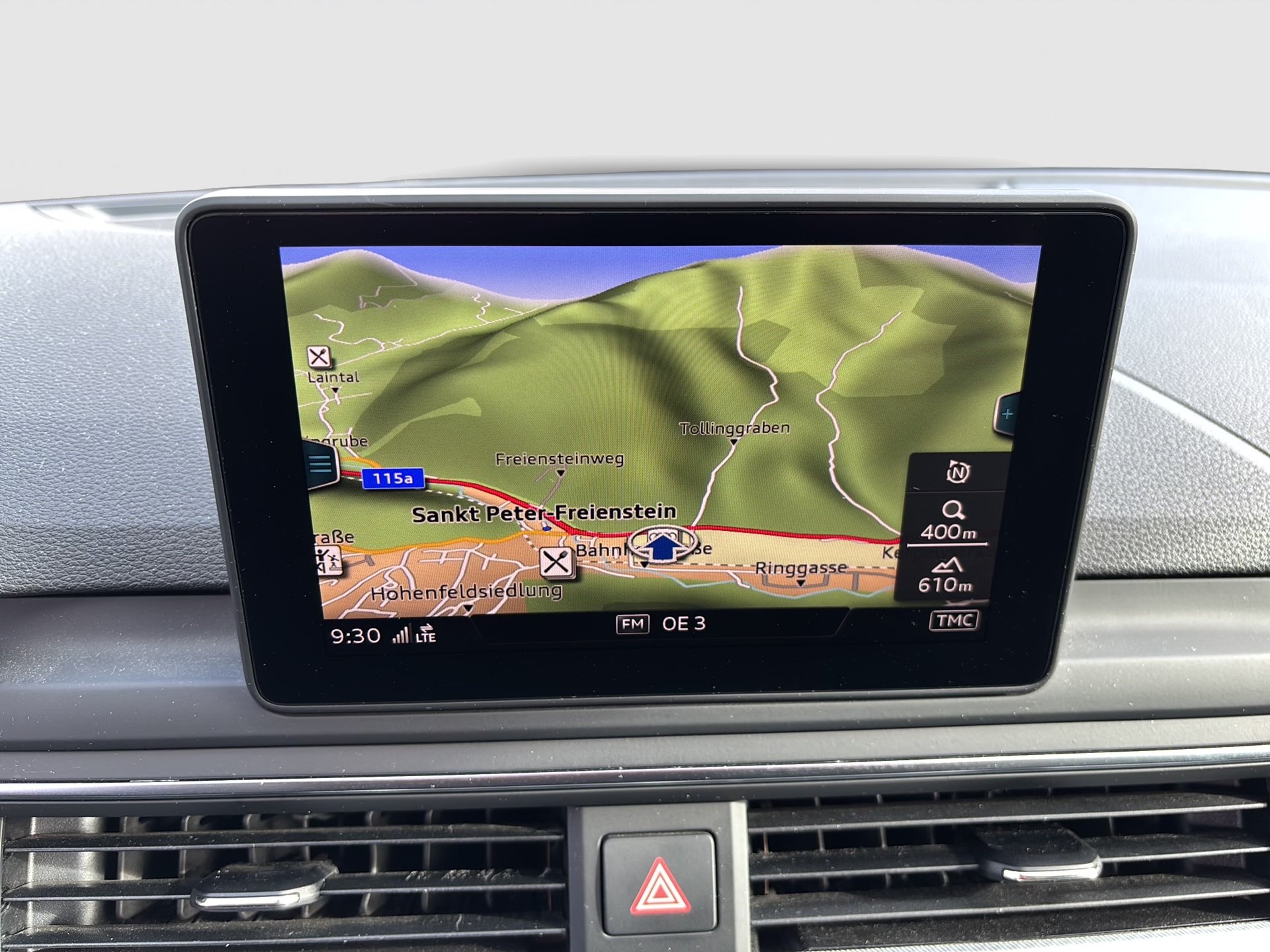 Audi A4 2.0 TDI Avant quattro sport ultra | Bild 21 von 30