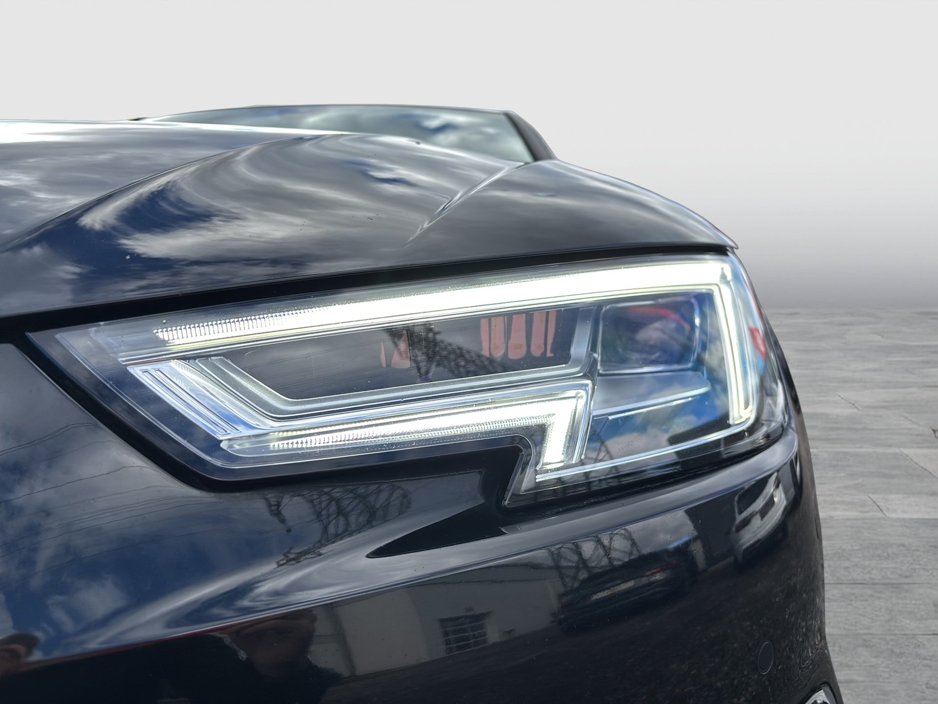 Audi A4 2.0 TDI Avant quattro sport ultra | Bild 28 von 30