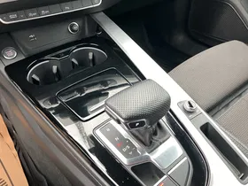 Audi A4 40TDI quattro S-Line Aut. | Thumbnail 25 von 30