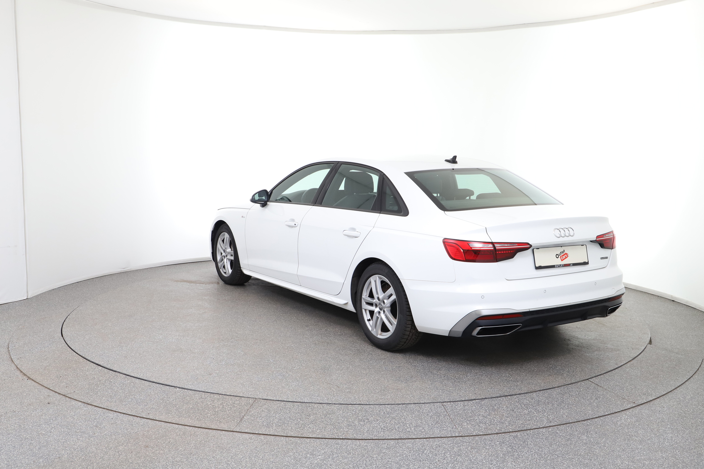Audi A4 40 TDI quattro S-Line DSG | Bild 10 von 12