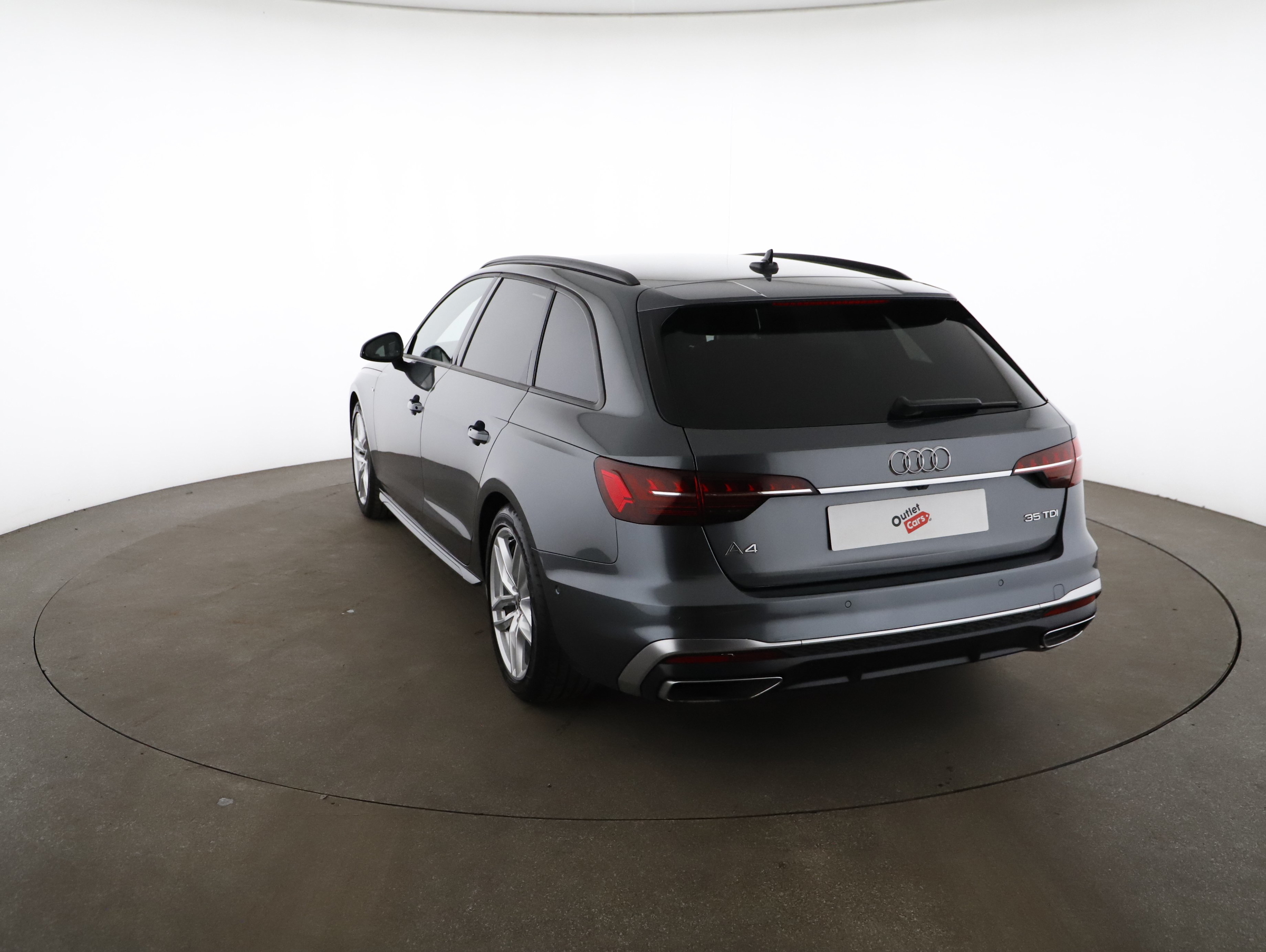 Audi A4 Avant 35 2.0 TDI S-Line | Bild 2 von 24