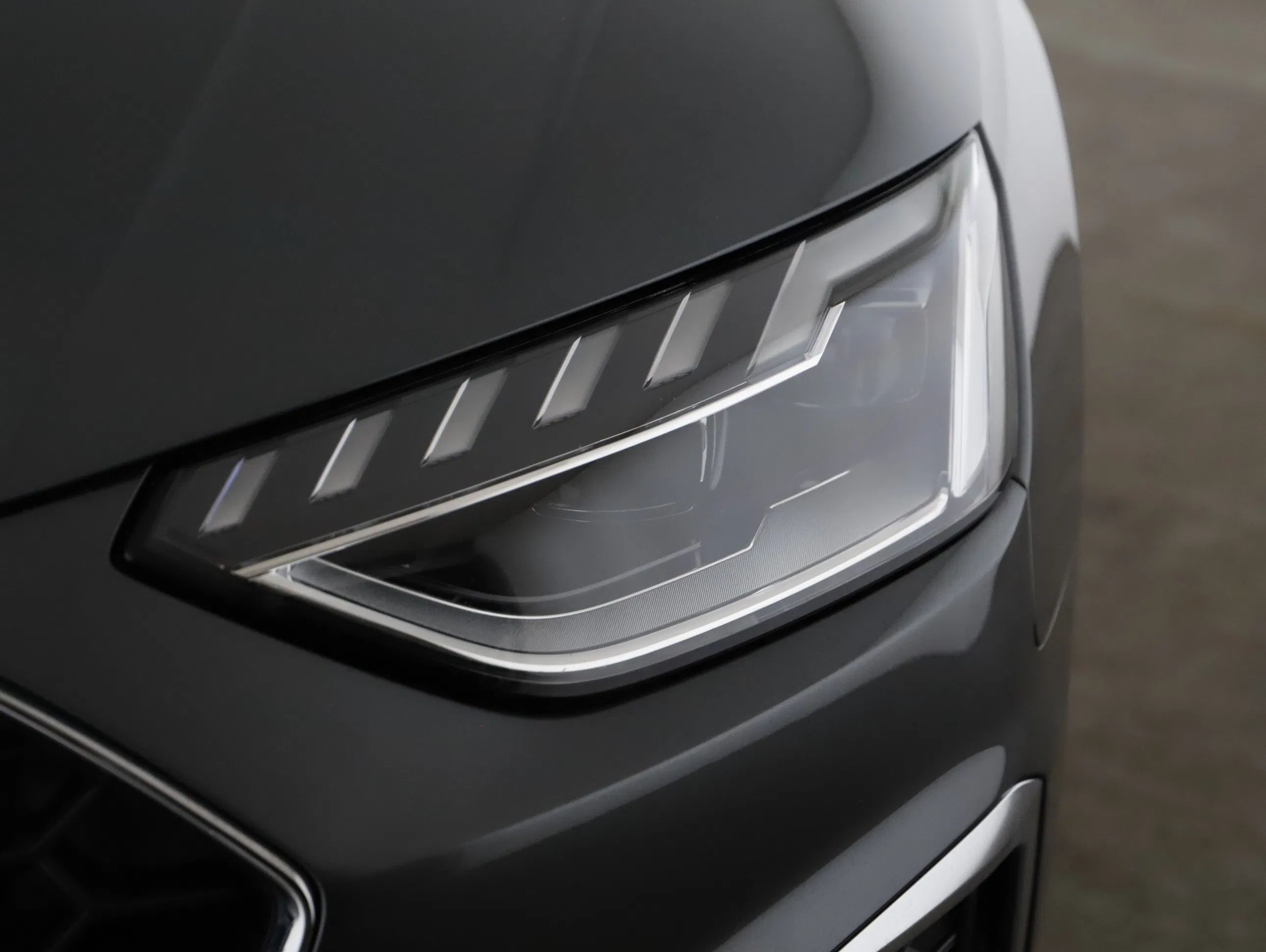 Audi A4 Avant 35 2.0 TDI S-Line | Bild 23 von 24