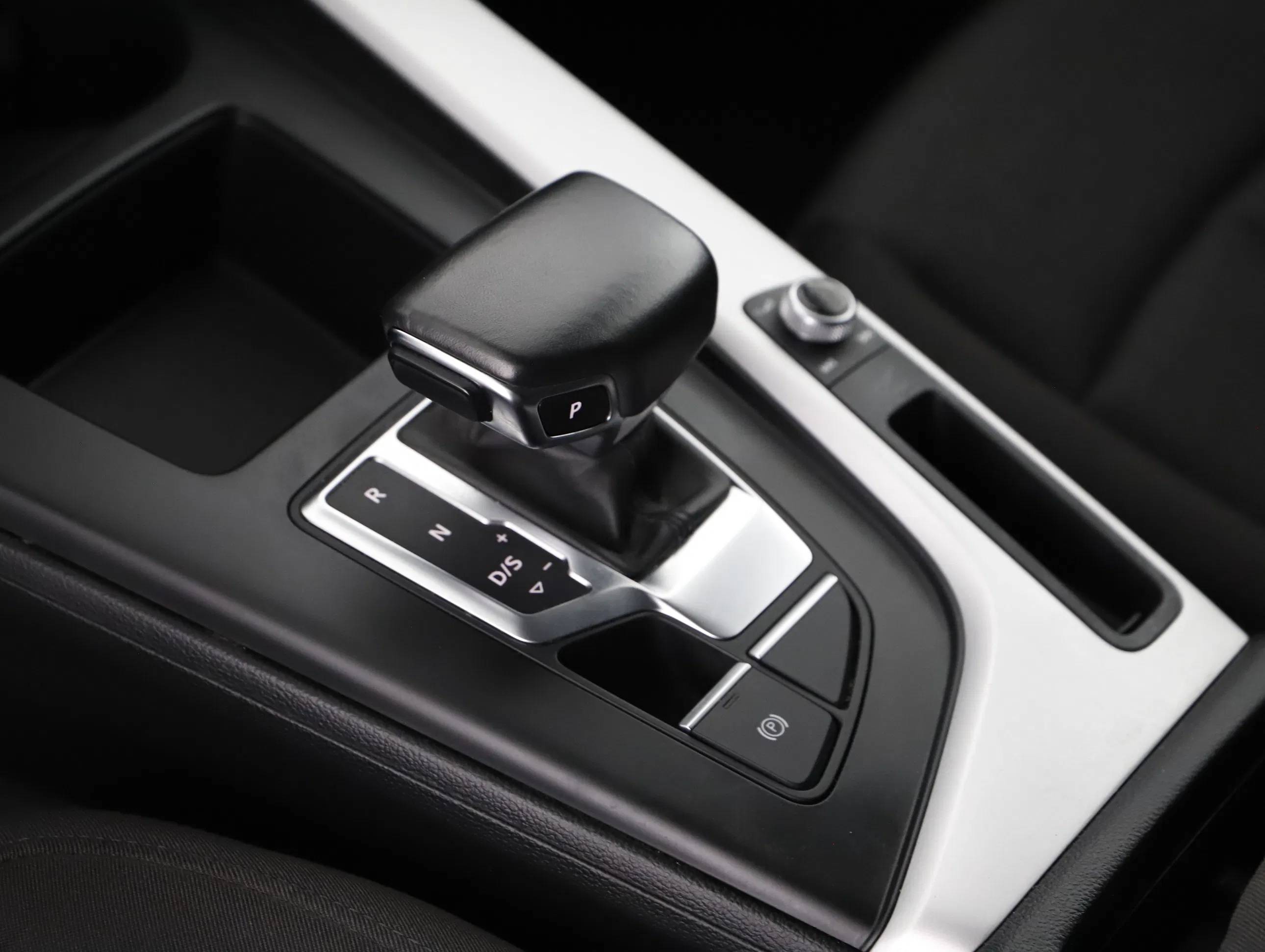 Audi A4 Avant 35 2.0 TFSI advanced | Bild 8 von 8