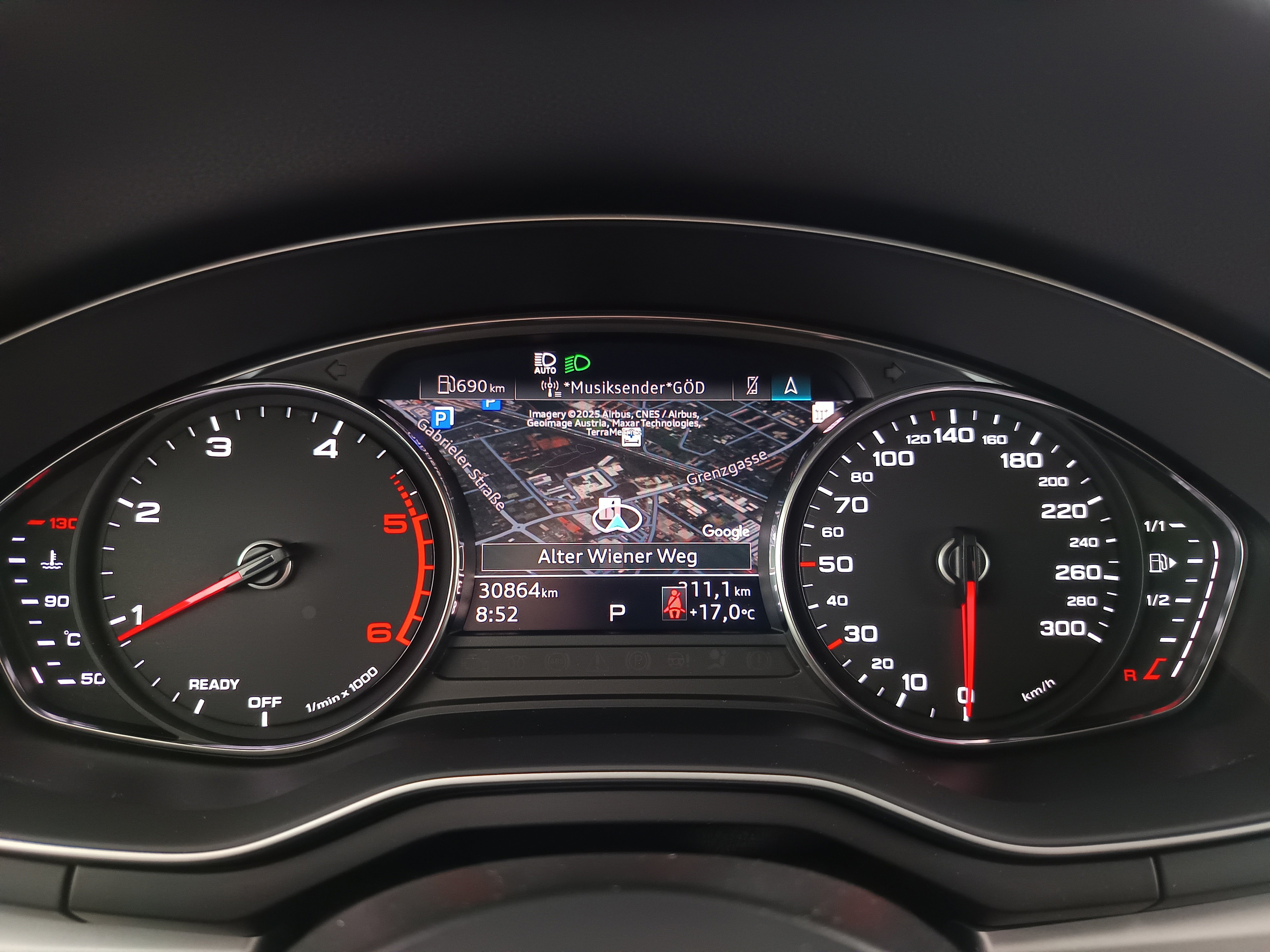 Audi A4 35 2.0 TDI advanced | Bild 16 von 31