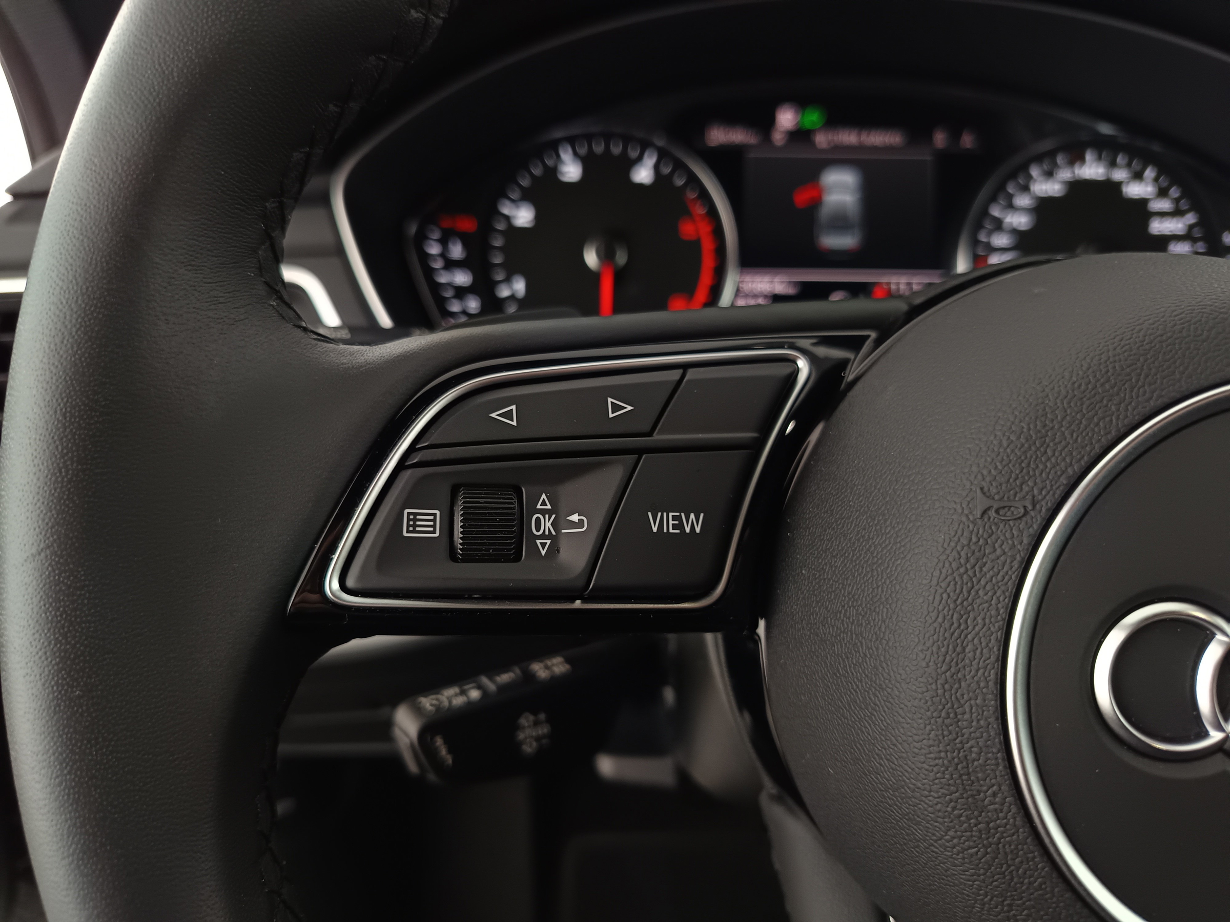 Audi A4 35 2.0 TDI advanced | Bild 17 von 31