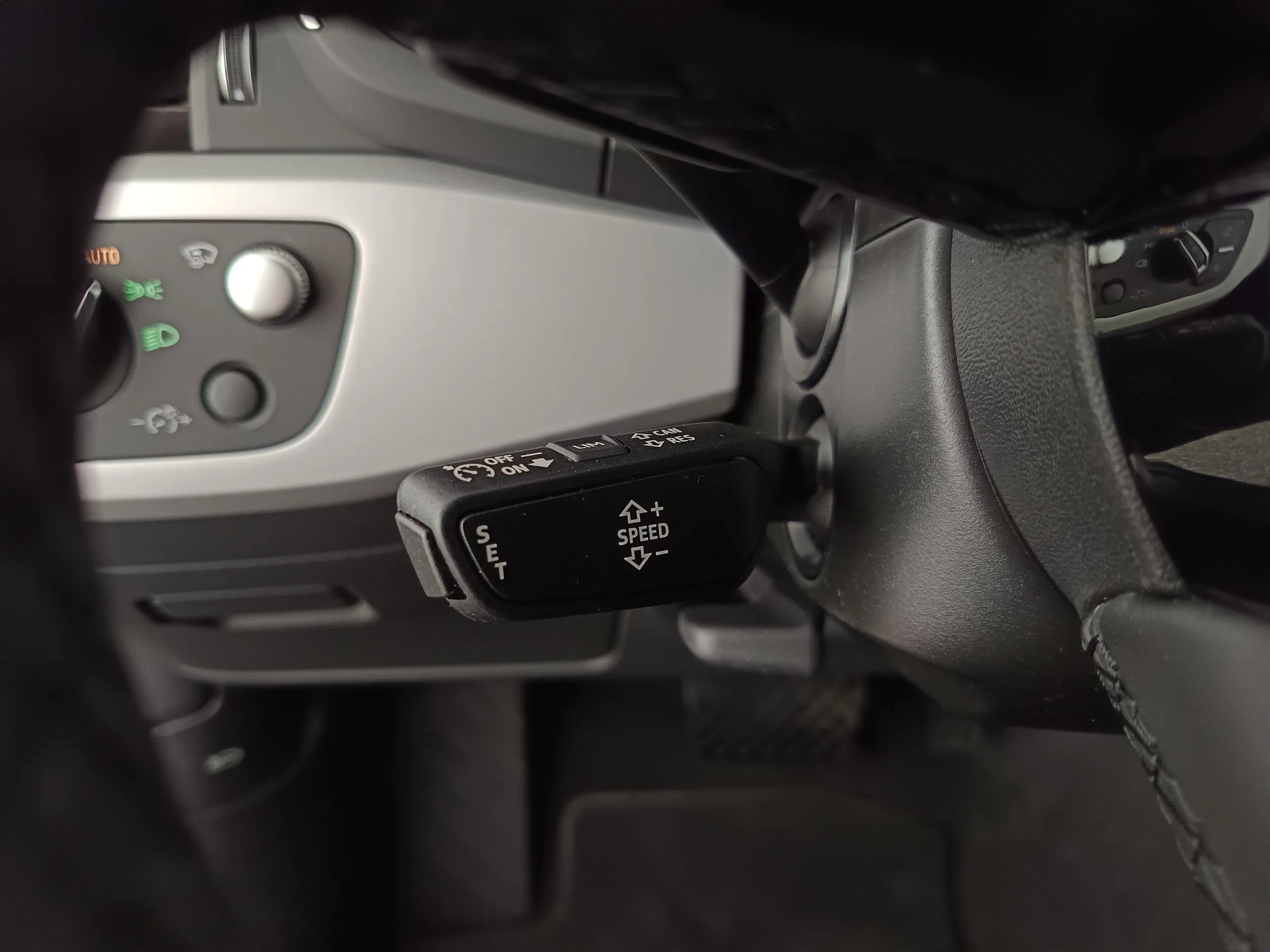 Audi A4 35 2.0 TDI advanced | Bild 19 von 31