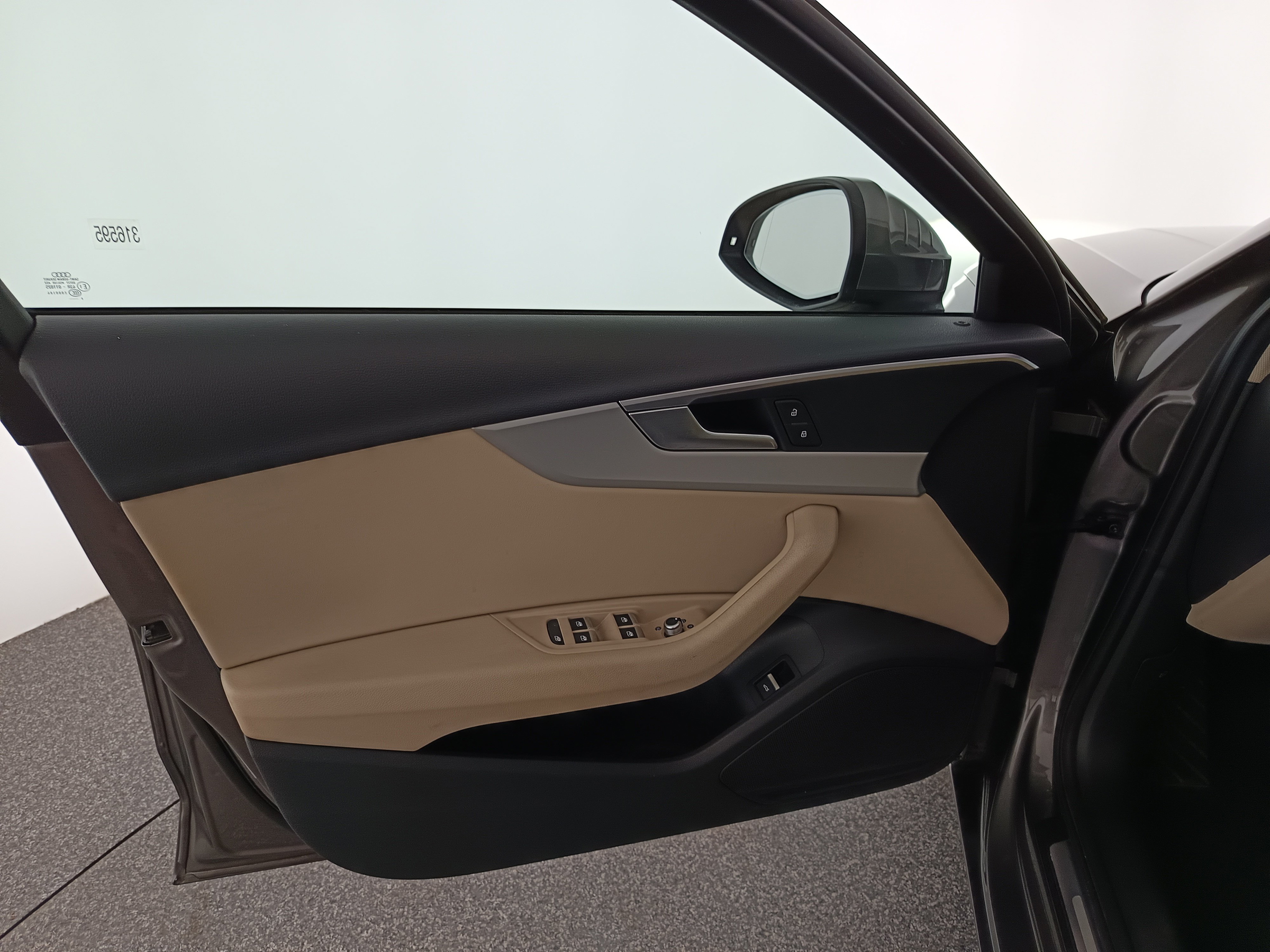 Audi A4 Avant 30 2.0 TDI | Bild 11 von 31