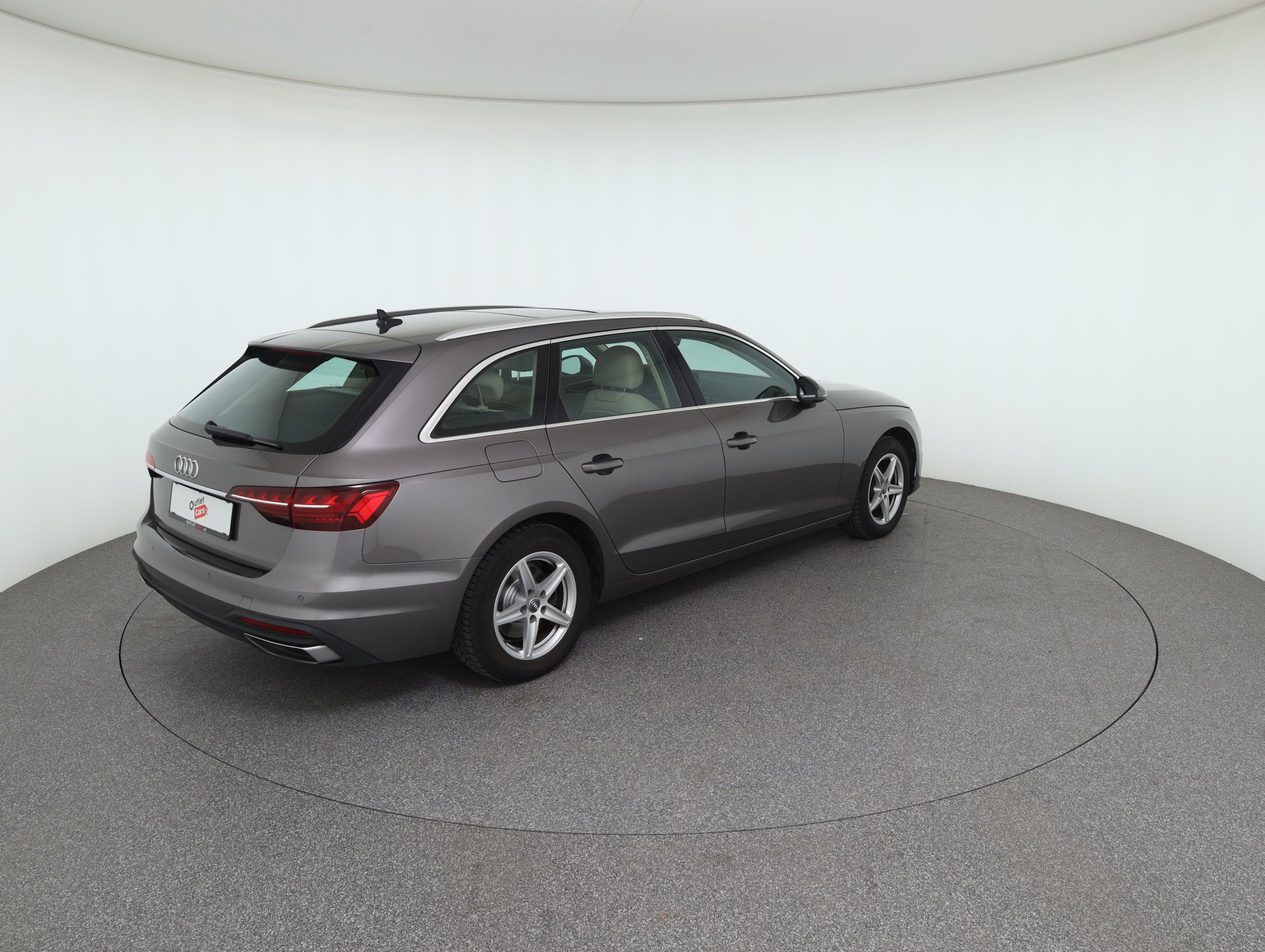 Audi A4 Avant 30 2.0 TDI | Bild 6 von 31