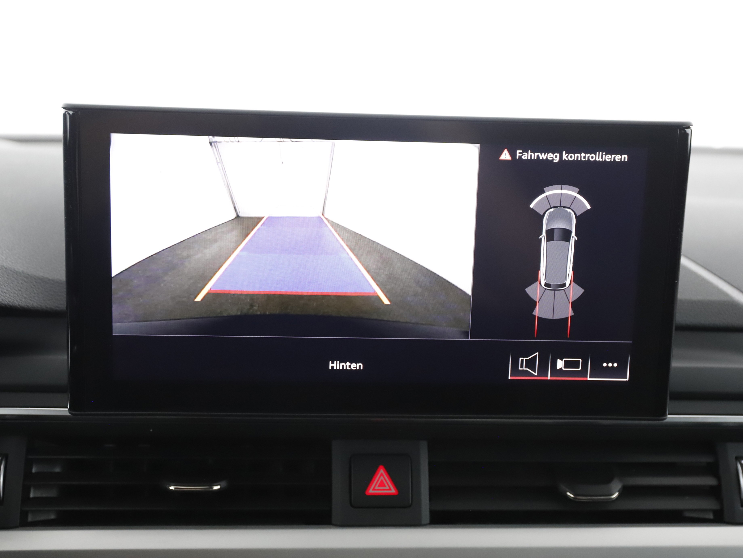 Audi A4 Avant 35 2.0 TFSI S-Line | Bild 17 von 27