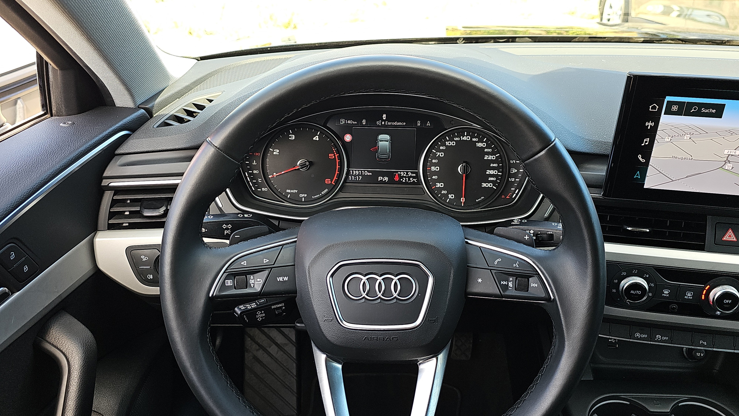 Audi A4 Avant 35 TDI AUT. | Bild 12 von 21