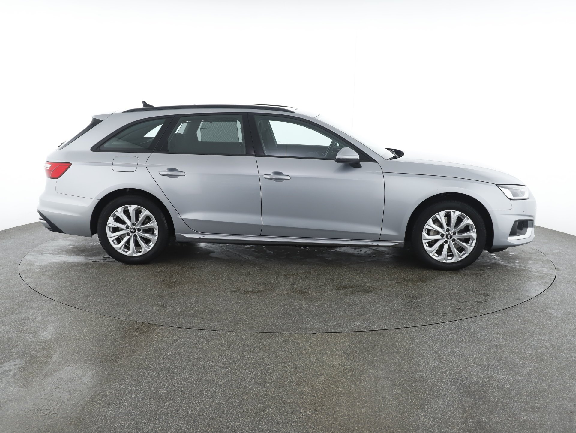 Audi A4 Avant 40 TFSI advanced | Bild 5 von 29