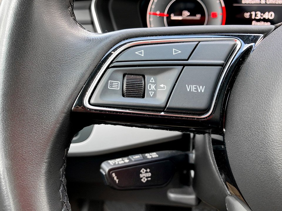 Audi A4 Avant 30 TDI Aut. | Bild 16 von 23