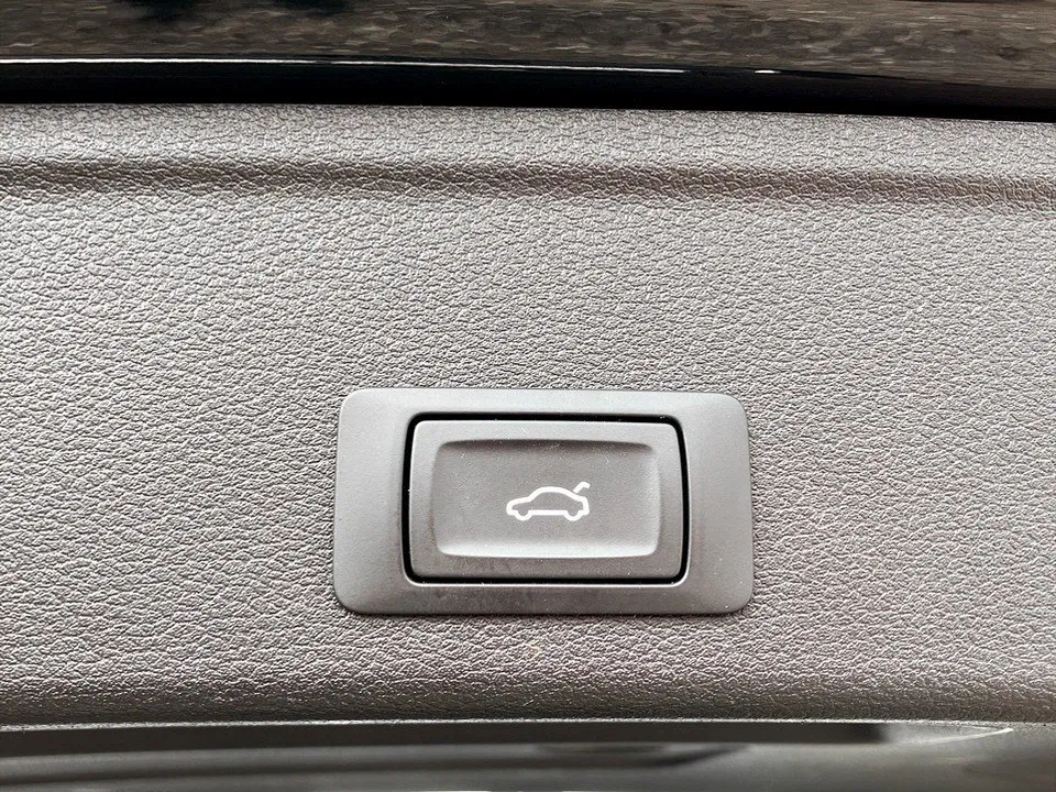 Audi A4 Avant 30 TDI Aut. | Bild 23 von 23