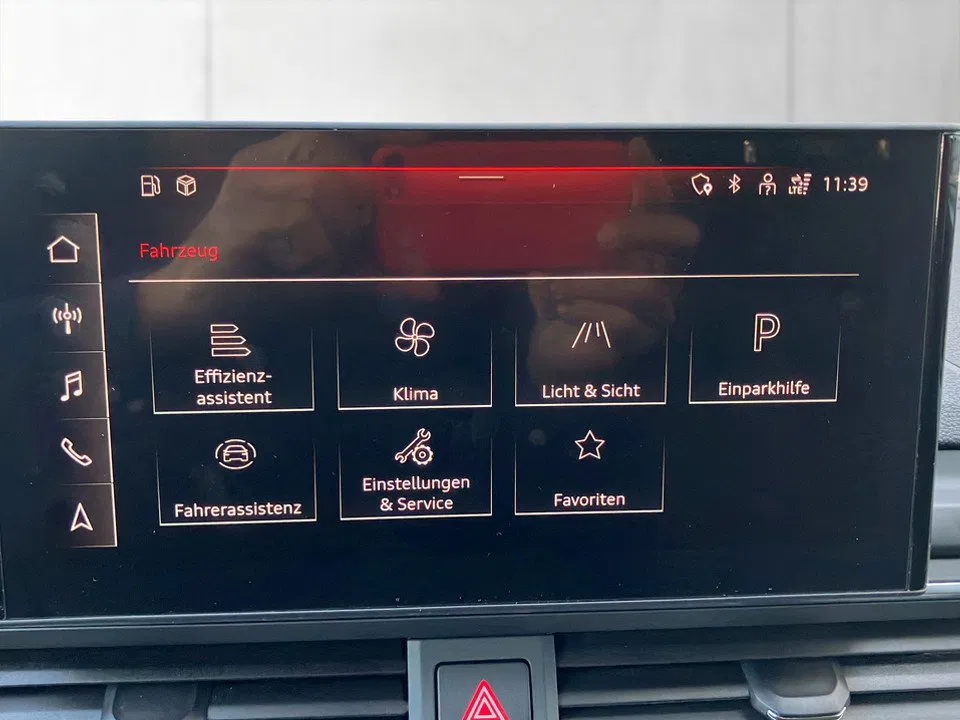 Audi A4 Avant 30 2.0 TDI advanced | Bild 19 von 23