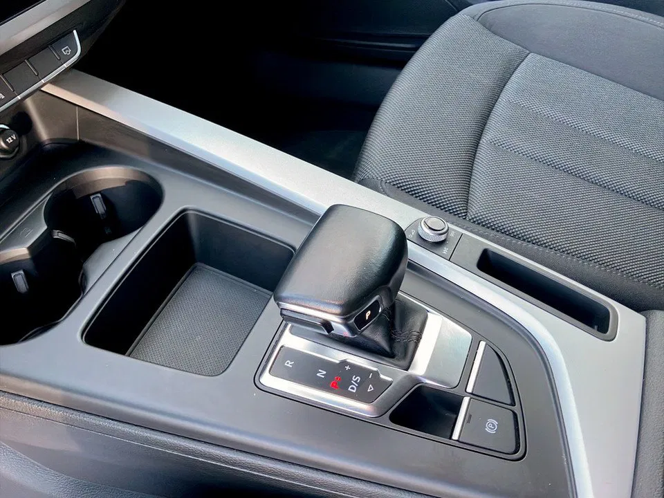 Audi A4 Avant 30 2.0 TDI advanced | Bild 20 von 23