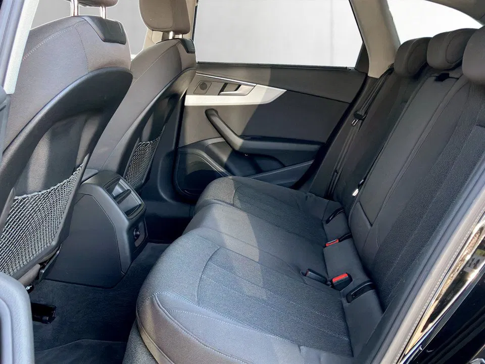 Audi A4 Avant 30 2.0 TDI advanced | Bild 22 von 23