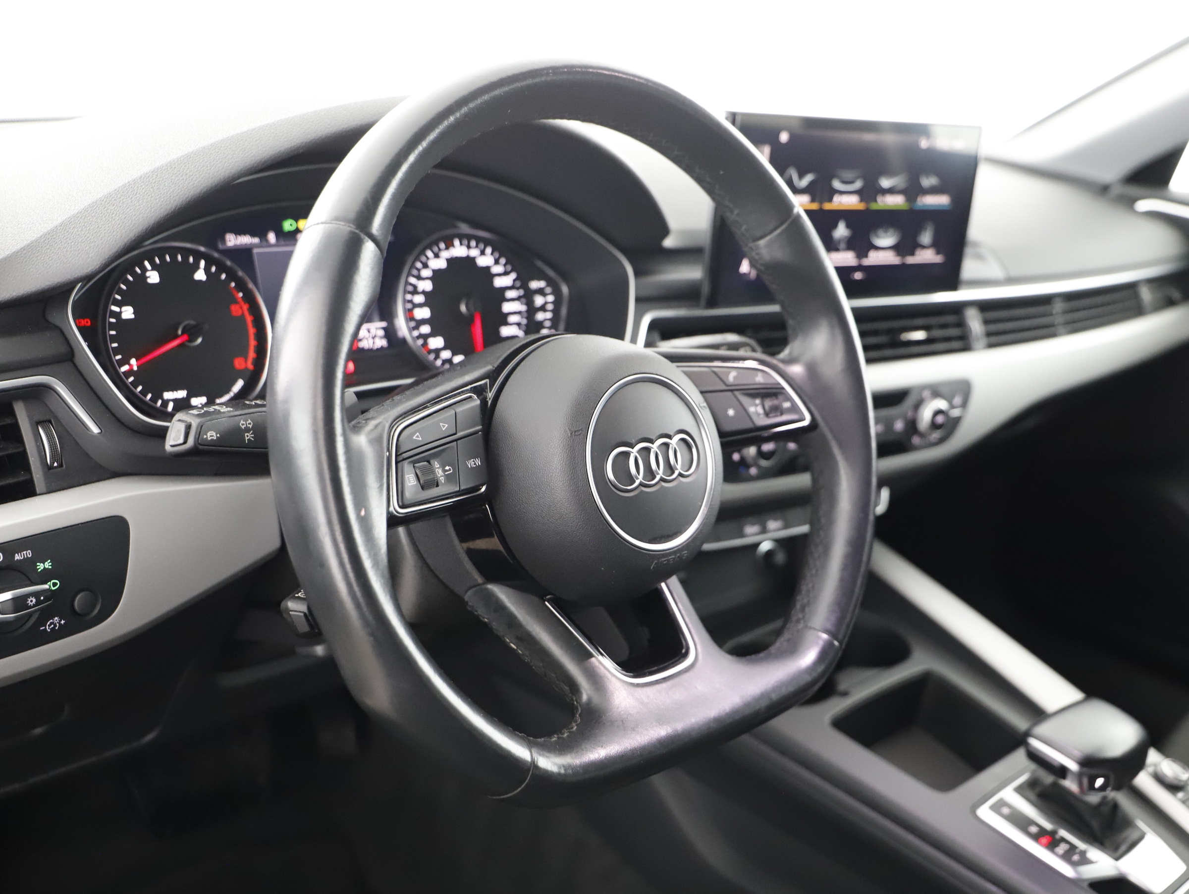 Audi A4 Avant 30 2.0 TDI advanced | Bild 4 von 21