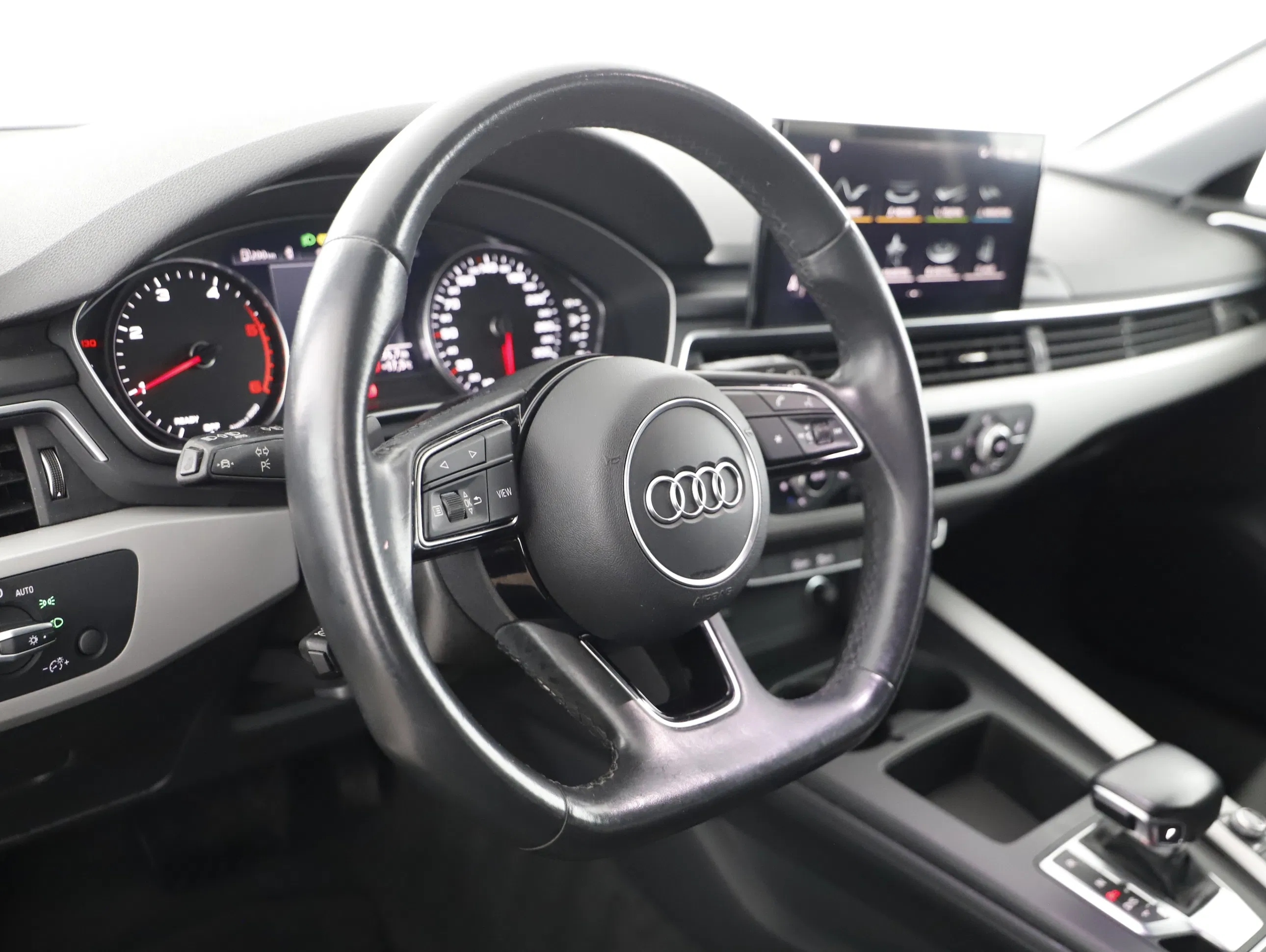 Audi A4 Avant 30 2.0 TDI advanced | Bild 4 von 21