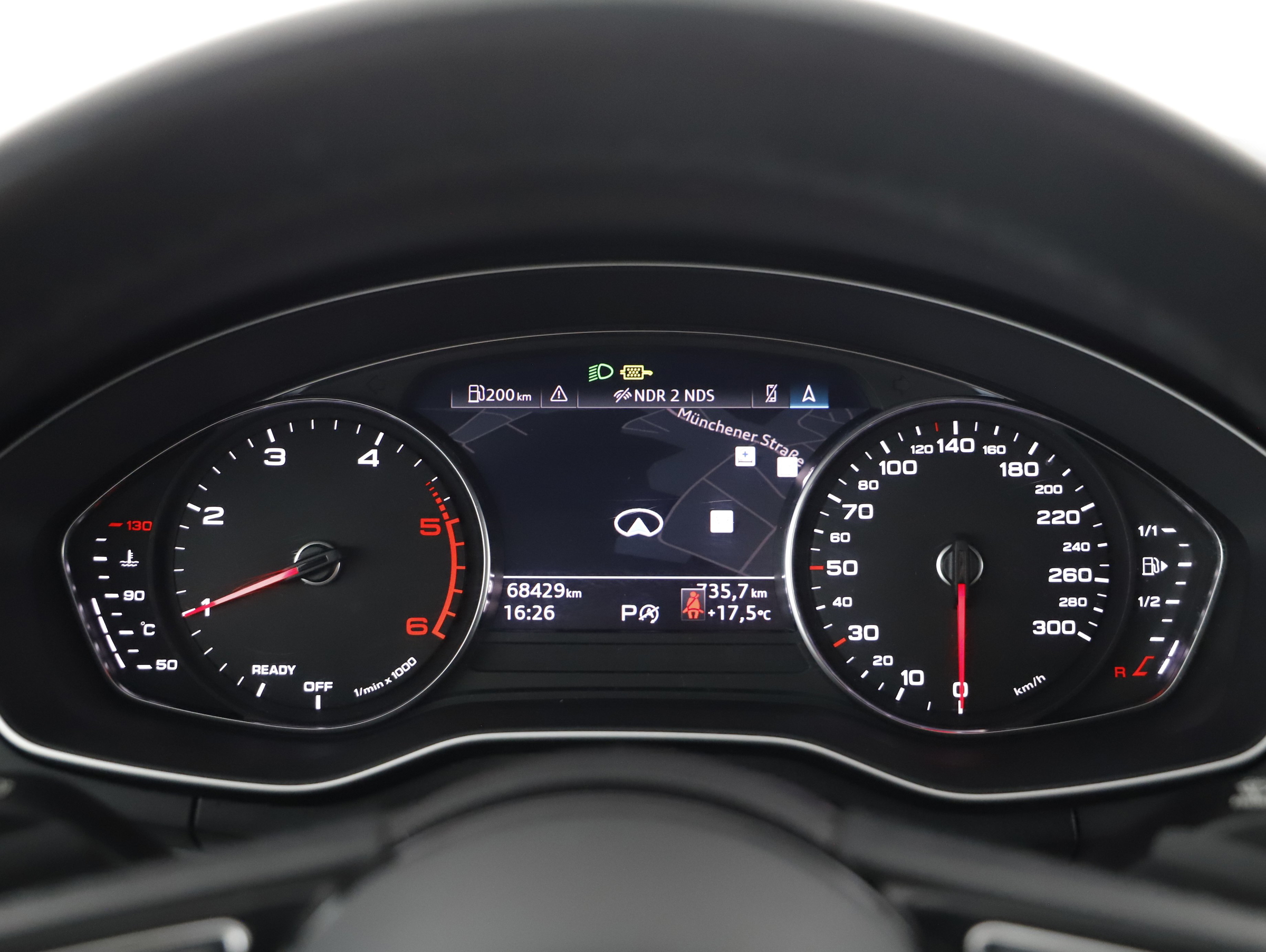 Audi A4 Avant 30 2.0 TDI advanced | Bild 6 von 21