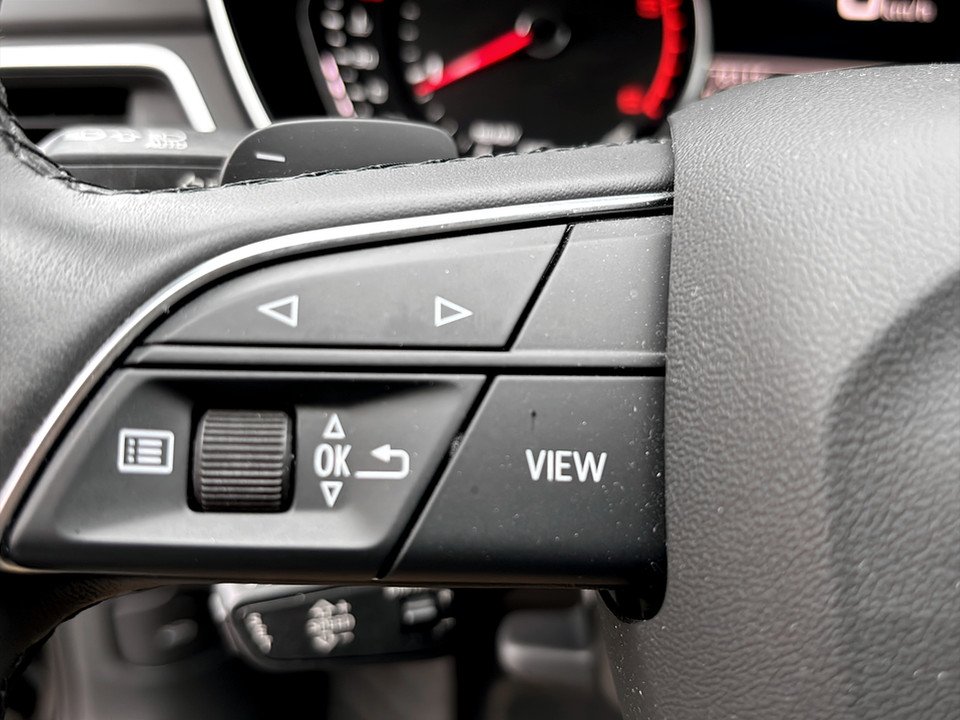 Audi A4 Avant 35 TDI | Bild 15 von 26