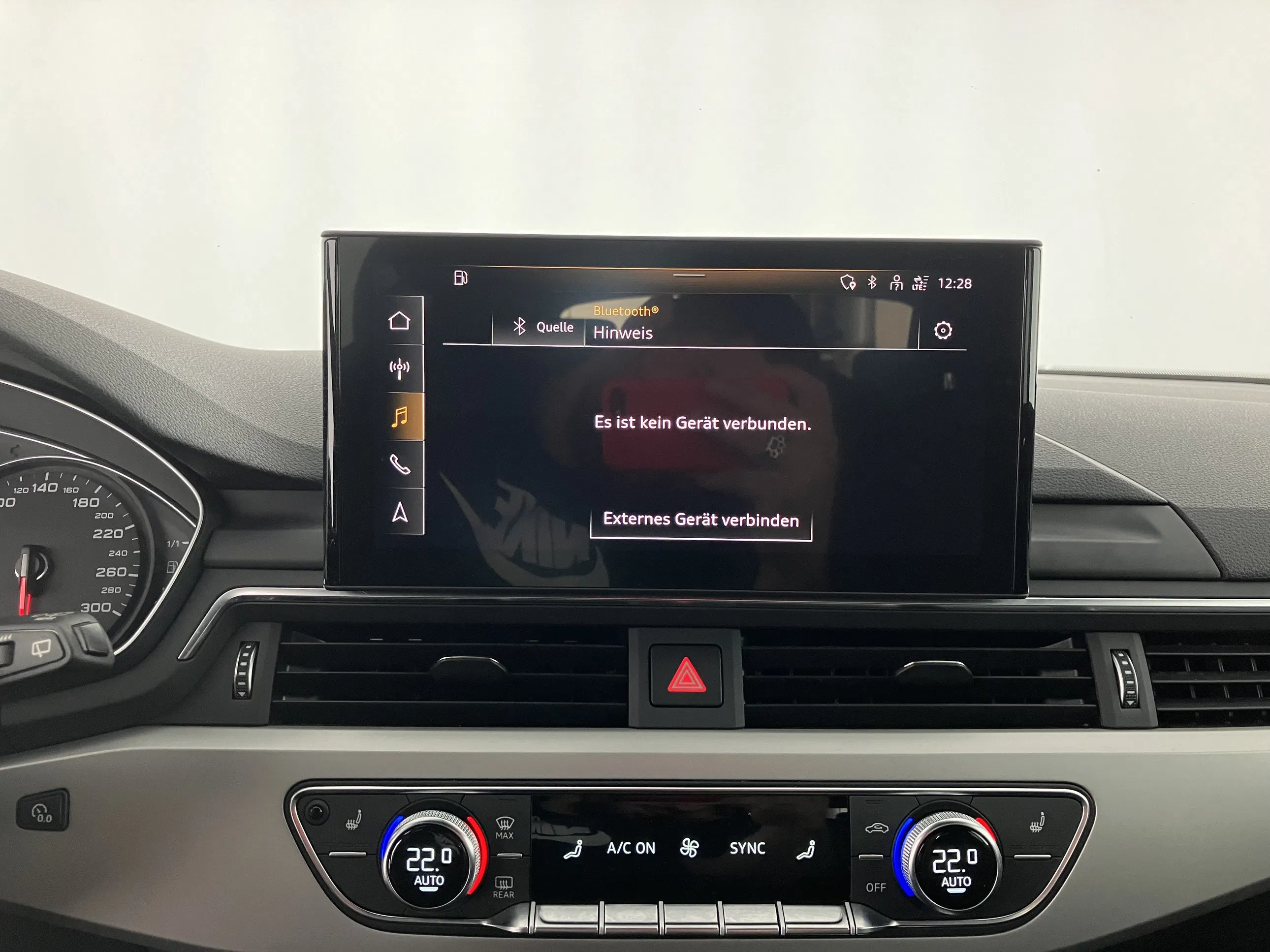 Audi A4 Avant 45 2.0 TFSI quattro advanced | Bild 11 von 31