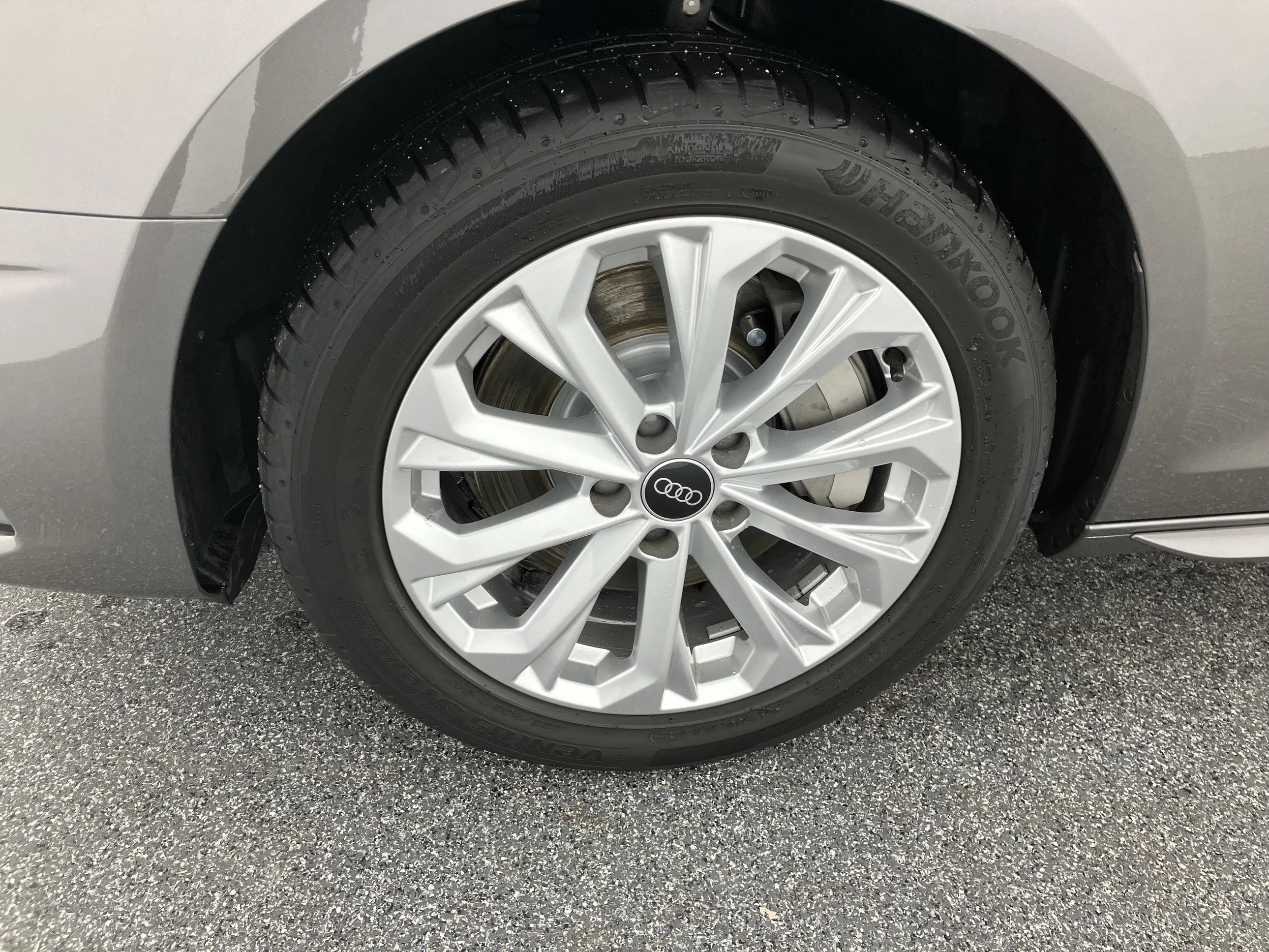 Audi A4 Avant 45 2.0 TFSI quattro advanced | Bild 21 von 31