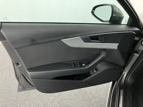 Audi A4 Avant 45 2.0 TFSI quattro advanced | Thumbnail 4 von 31