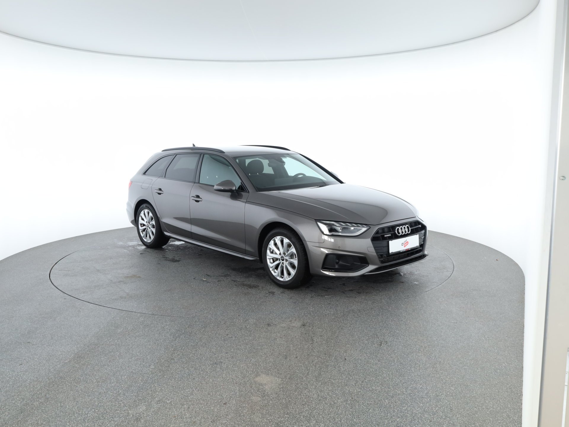 Audi A4 Avant 45 2.0 TFSI quattro advanced | Bild 30 von 31