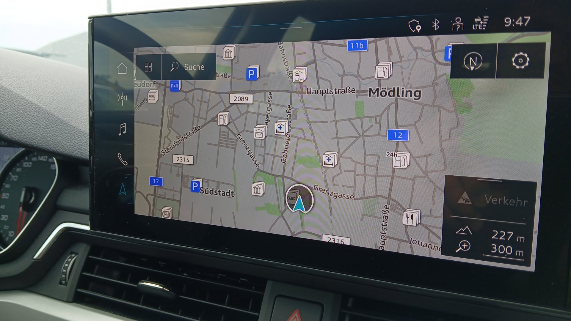Audi A4 Avant 30 TDI Aut. | Bild 17 von 21