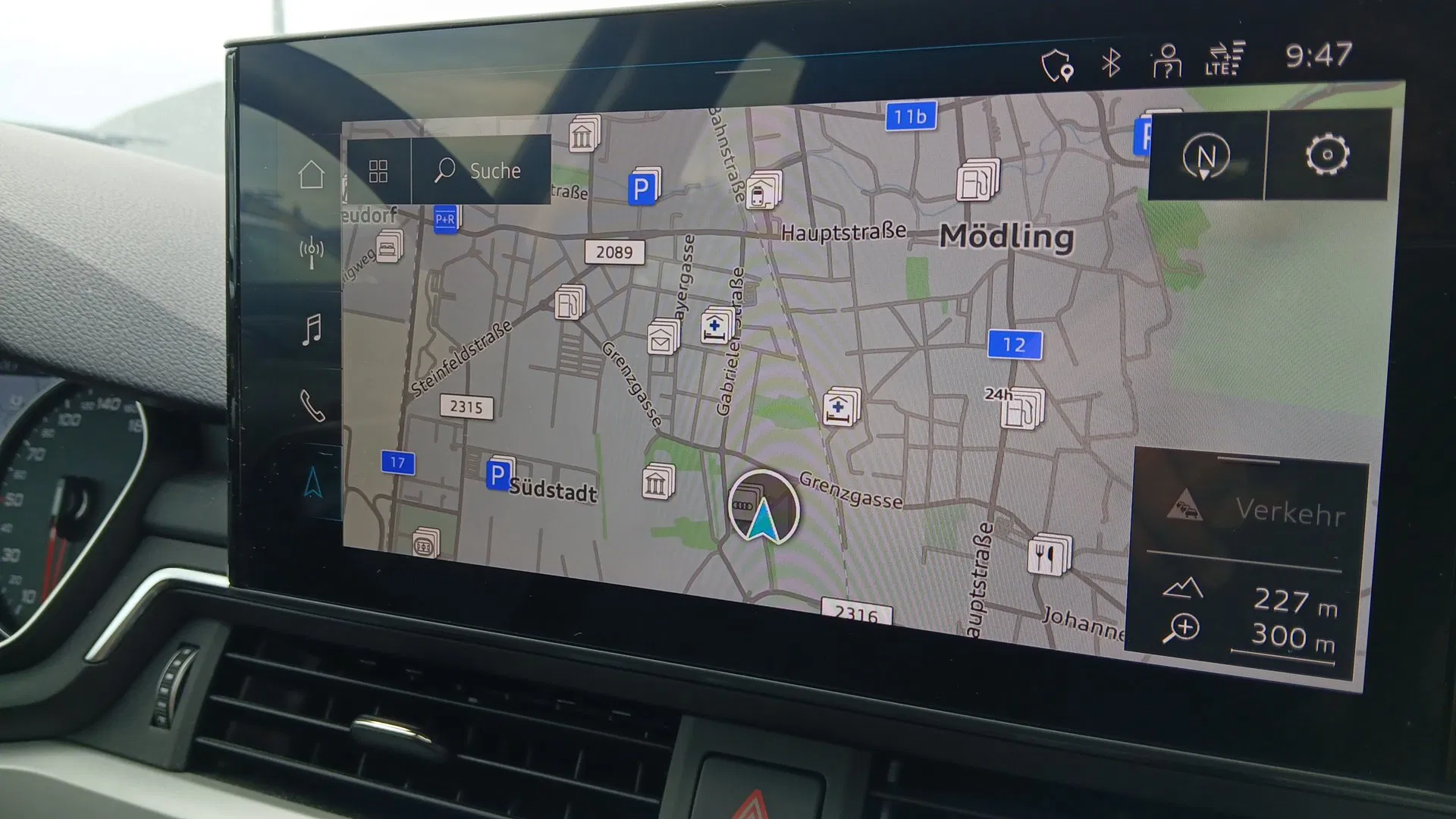 Audi A4 Avant 30 TDI Aut. | Bild 17 von 21