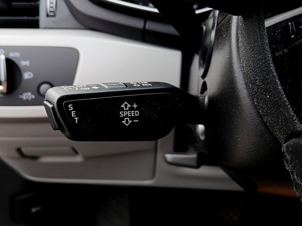 Audi A4 Avant 30 TDI Aut. | Bild 14 von 21