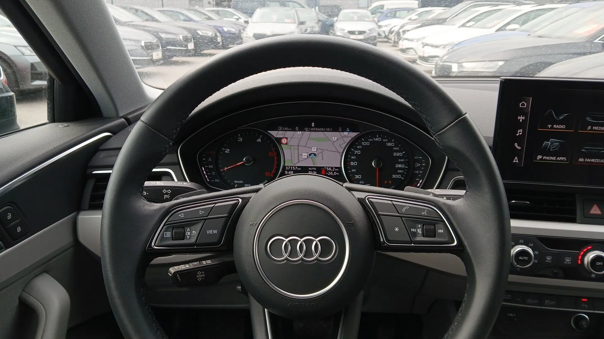 Audi A4 Avant 30 TDI Aut. | Bild 12 von 21