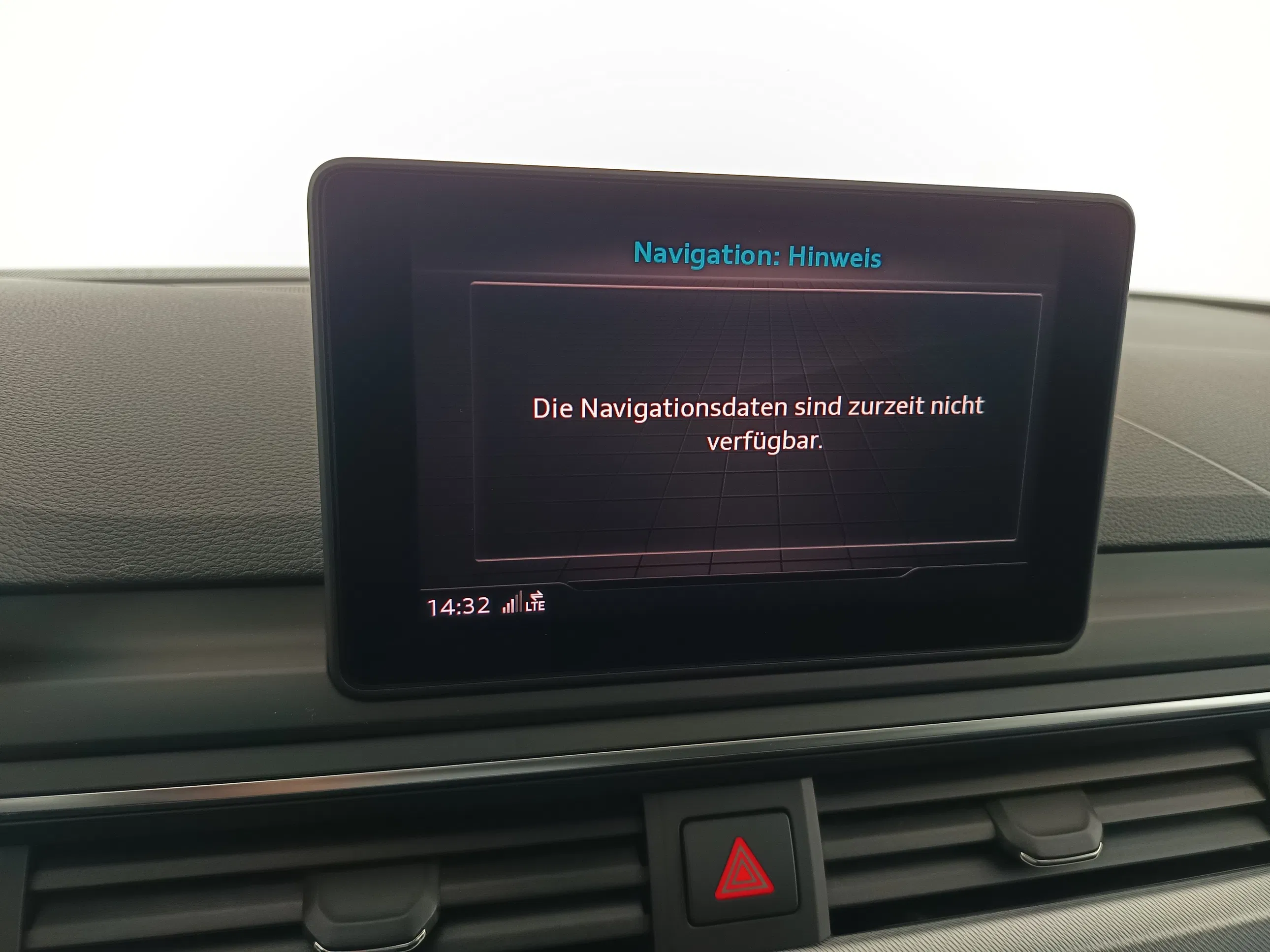 Audi A4 Avant 2.0 TDI design | Bild 19 von 30